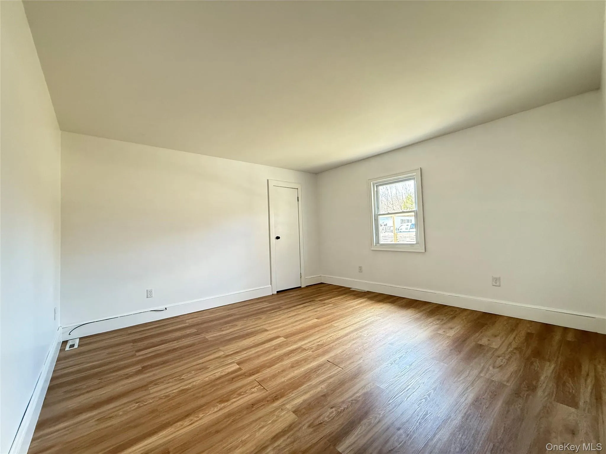 657 Eatontown Road, Port Jervis, NY, 2 Bedrooms Bedrooms, 5 Rooms Rooms,1 BathroomBathrooms,Residential Lease,For Rent,Eatontown,0,973781 657 Eatontown Road, Port Jervis, NY, 2 Bedrooms Bedrooms, 5 Rooms Rooms,1 BathroomBathrooms,Residential Lease,For Rent,Eatontown,0,973781