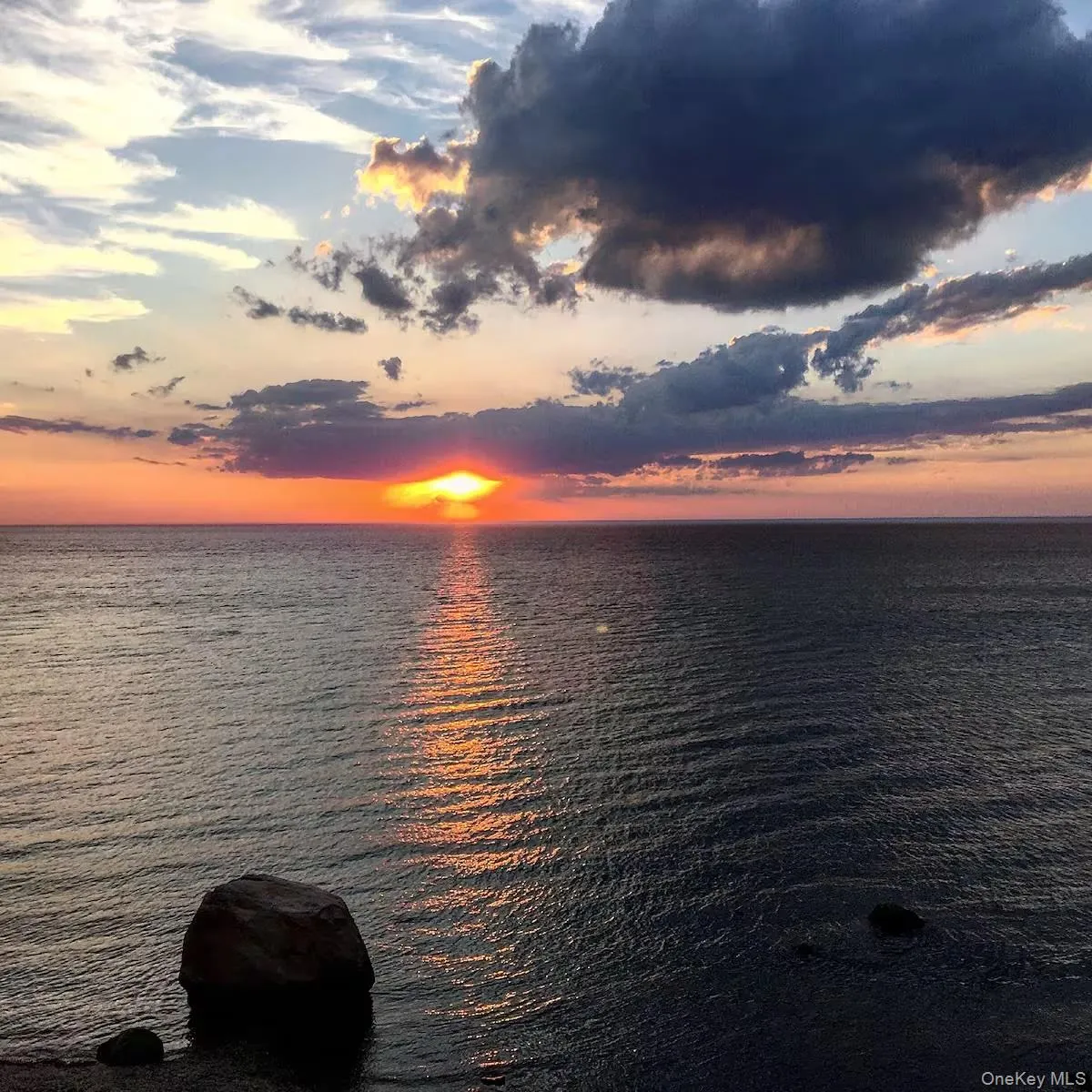 795 Glen Court, Southold, NY, 4 Bedrooms Bedrooms, 9 Rooms Rooms,2 BathroomsBathrooms,Residential,For Rent,Glen,0,973814 795 Glen Court, Southold, NY, 4 Bedrooms Bedrooms, 9 Rooms Rooms,2 BathroomsBathrooms,Residential,For Rent,Glen,0,973814