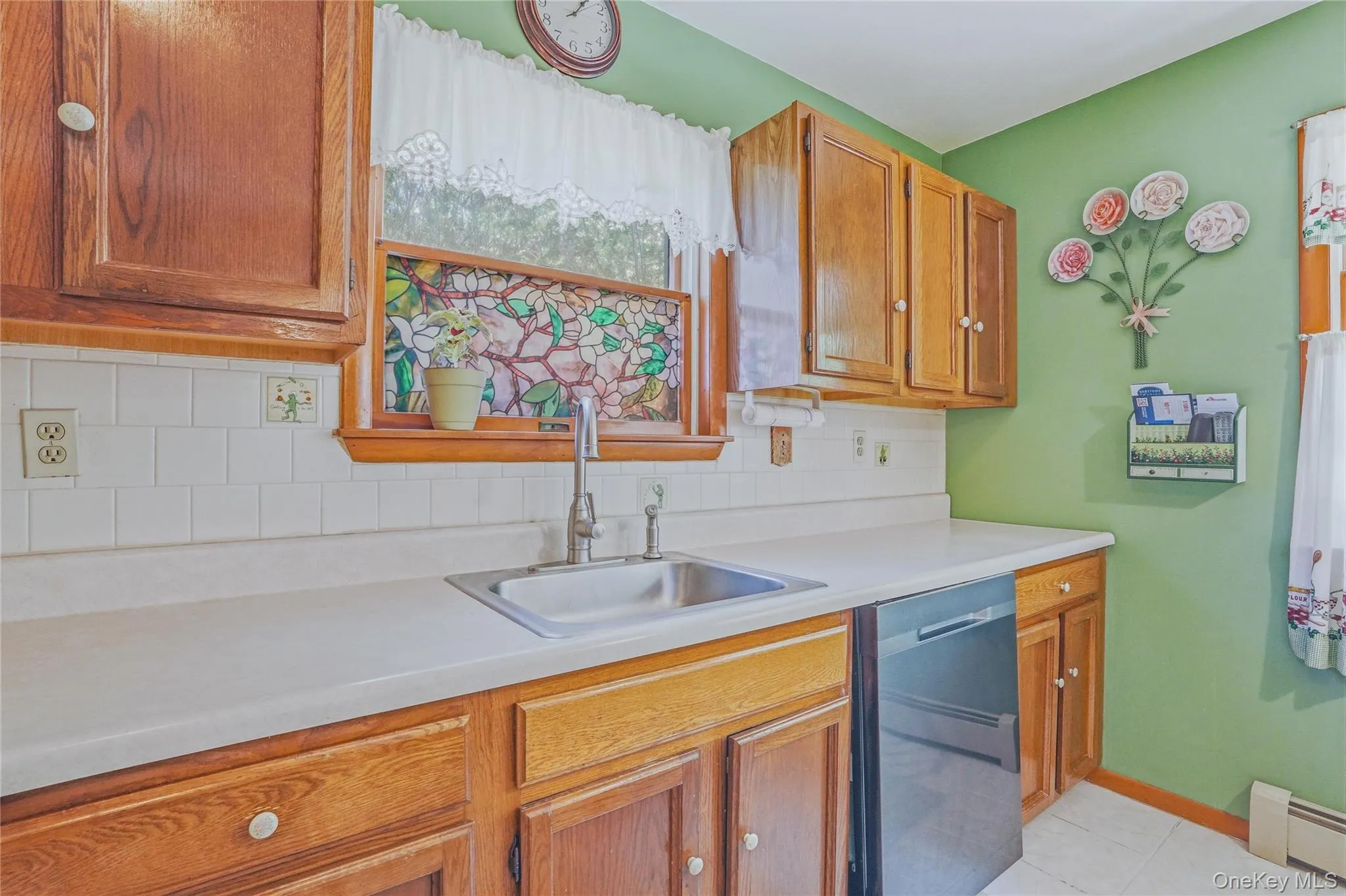 324 Walnut Avenue, New Windsor, NY, 3 Bedrooms Bedrooms, 10 Rooms Rooms,2 BathroomsBathrooms,Residential,For Rent,Walnut,0,973822 324 Walnut Avenue, New Windsor, NY, 3 Bedrooms Bedrooms, 10 Rooms Rooms,2 BathroomsBathrooms,Residential,For Rent,Walnut,0,973822