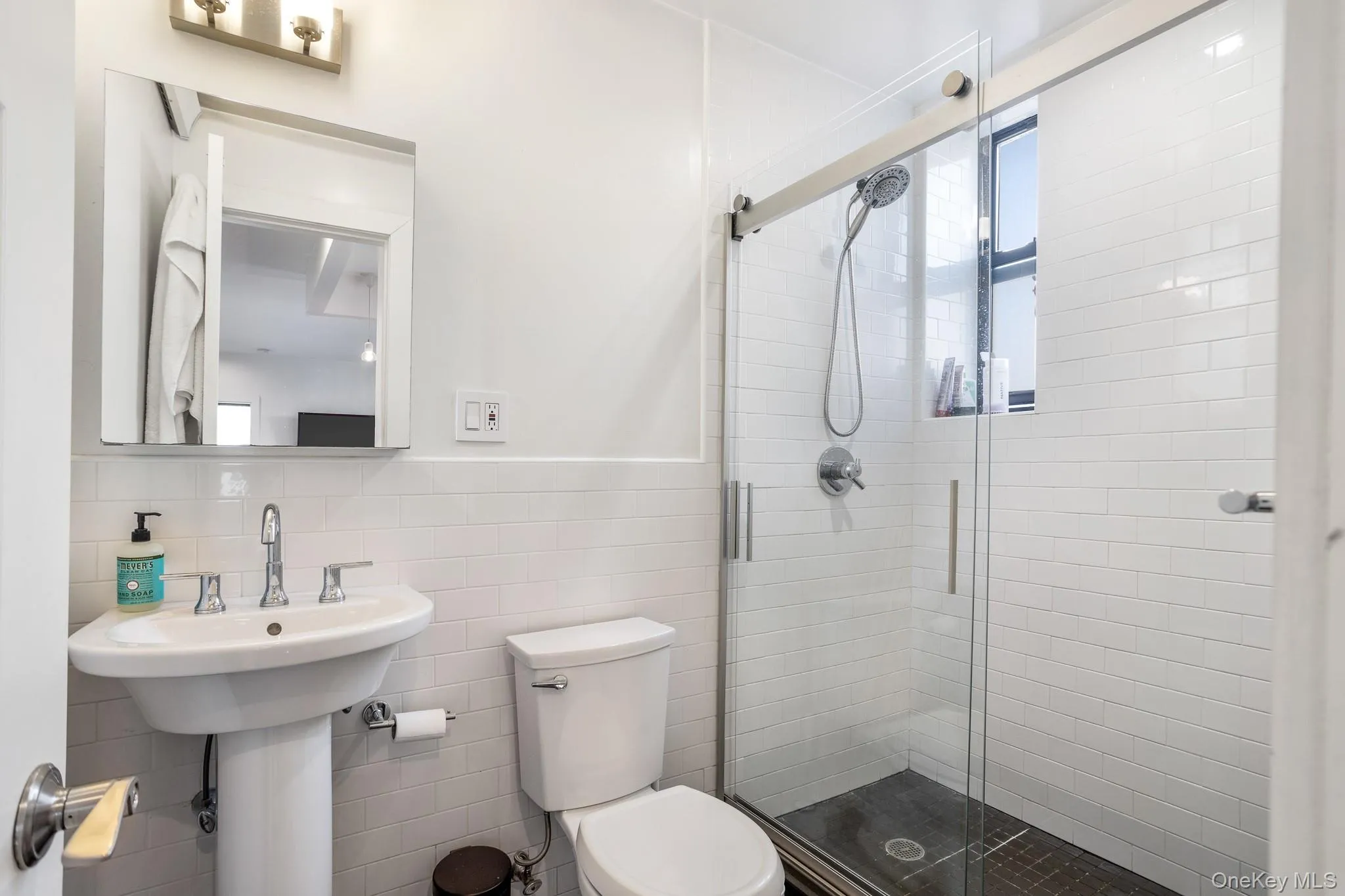 1684 Woodbine, New York, NY, 3 Bedrooms Bedrooms, 4 Rooms Rooms,1 BathroomBathrooms,Residential Lease,For Rent,Woodbine,0,973832 1684 Woodbine, New York, NY, 3 Bedrooms Bedrooms, 4 Rooms Rooms,1 BathroomBathrooms,Residential Lease,For Rent,Woodbine,0,973832
