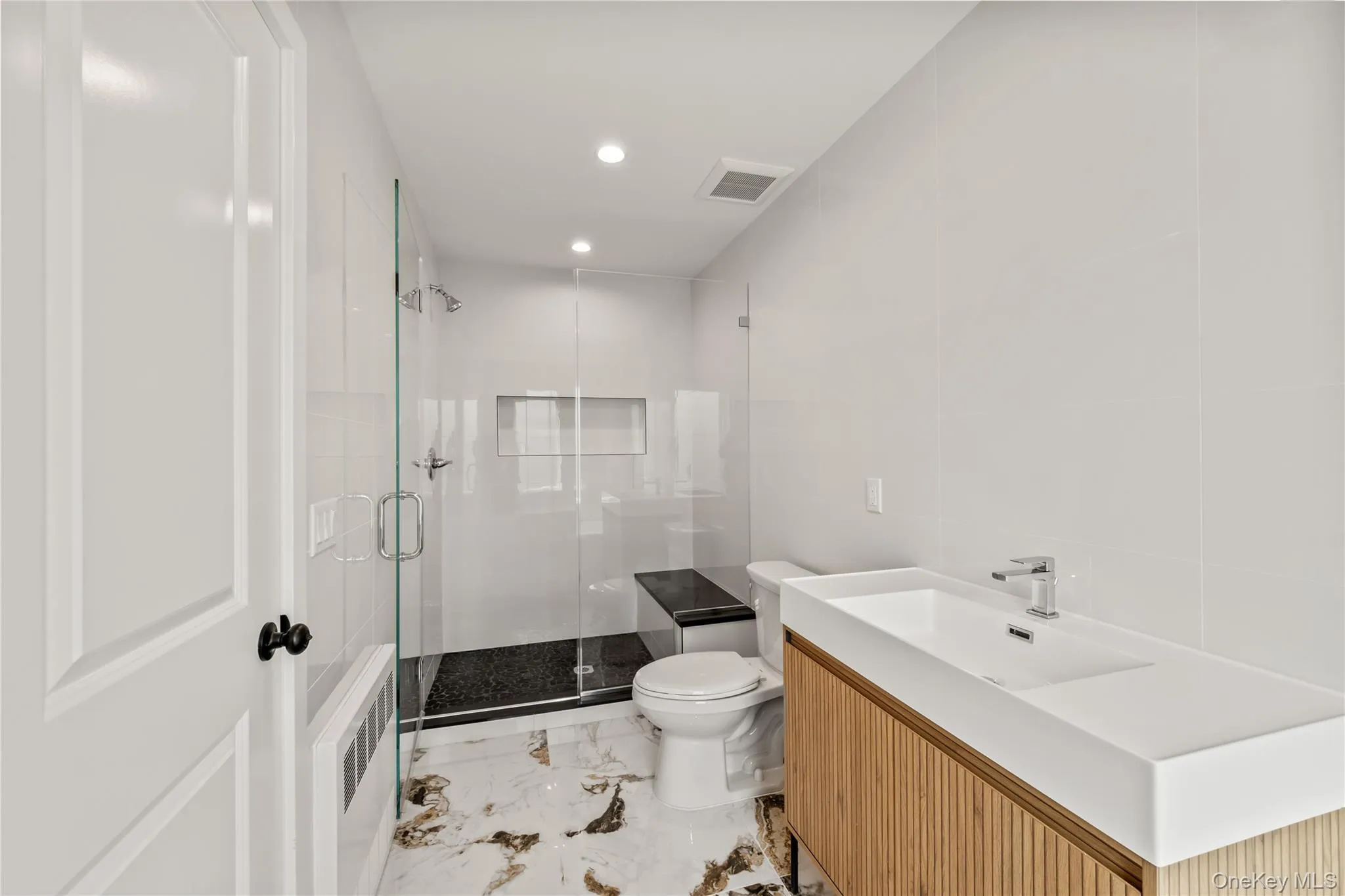 23 Singer Avenue, Ramapo, NY, 9 Bedrooms Bedrooms, 15 Rooms Rooms,5 BathroomsBathrooms,Residential,For Rent,Singer,0,973840 23 Singer Avenue, Ramapo, NY, 9 Bedrooms Bedrooms, 15 Rooms Rooms,5 BathroomsBathrooms,Residential,For Rent,Singer,0,973840