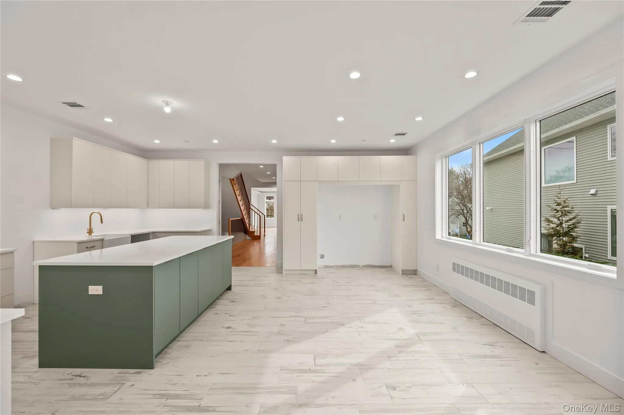 23 Singer Avenue, Ramapo, NY, 9 Bedrooms Bedrooms, 15 Rooms Rooms,5 BathroomsBathrooms,Residential,For Rent,Singer,0,973840 23 Singer Avenue, Ramapo, NY, 9 Bedrooms Bedrooms, 15 Rooms Rooms,5 BathroomsBathrooms,Residential,For Rent,Singer,0,973840
