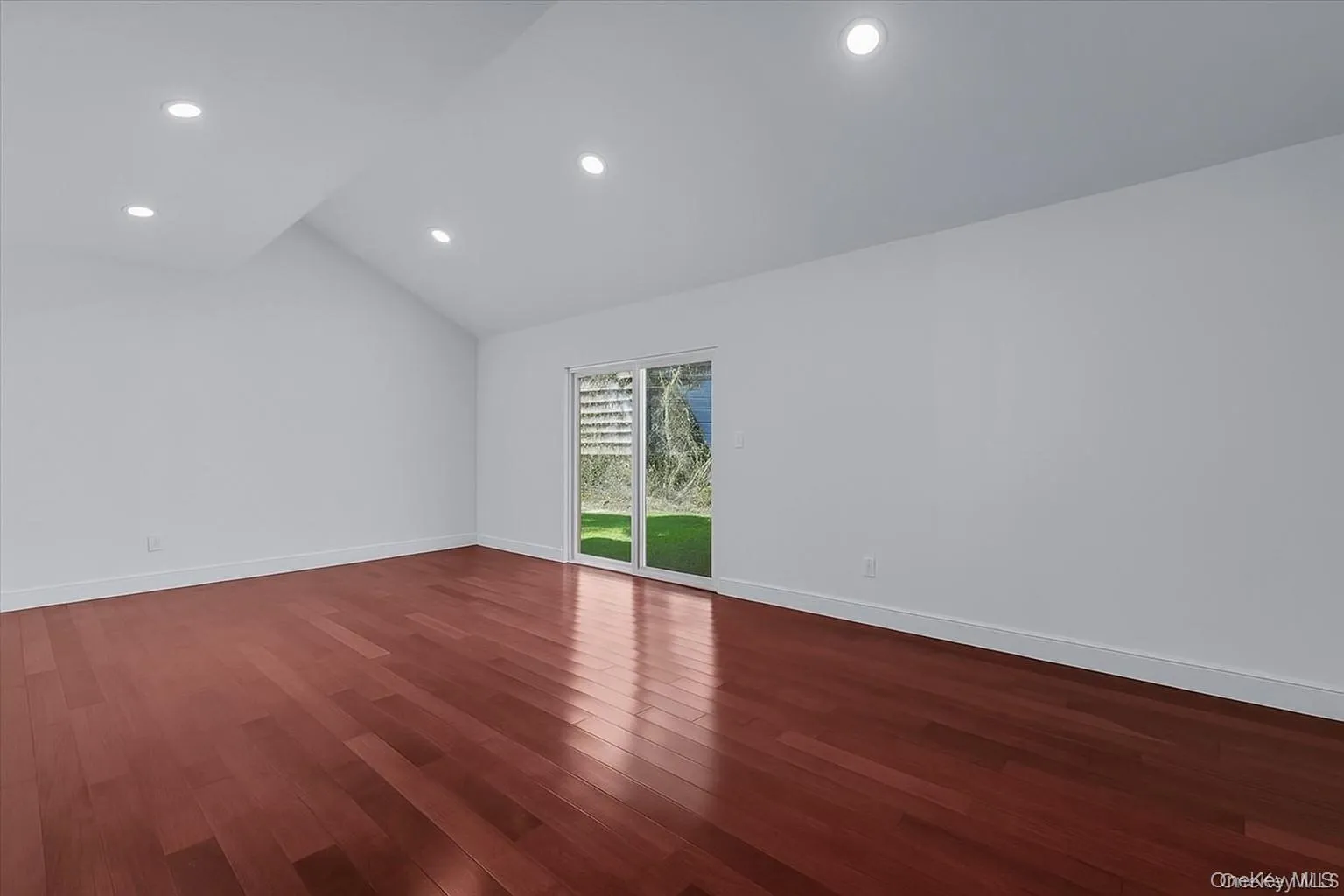 2 Pickwood Lane, North Hempstead, NY, 4 Bedrooms Bedrooms, 8 Rooms Rooms,2 BathroomsBathrooms,Residential,For Rent,Pickwood,0,973845 2 Pickwood Lane, North Hempstead, NY, 4 Bedrooms Bedrooms, 8 Rooms Rooms,2 BathroomsBathrooms,Residential,For Rent,Pickwood,0,973845