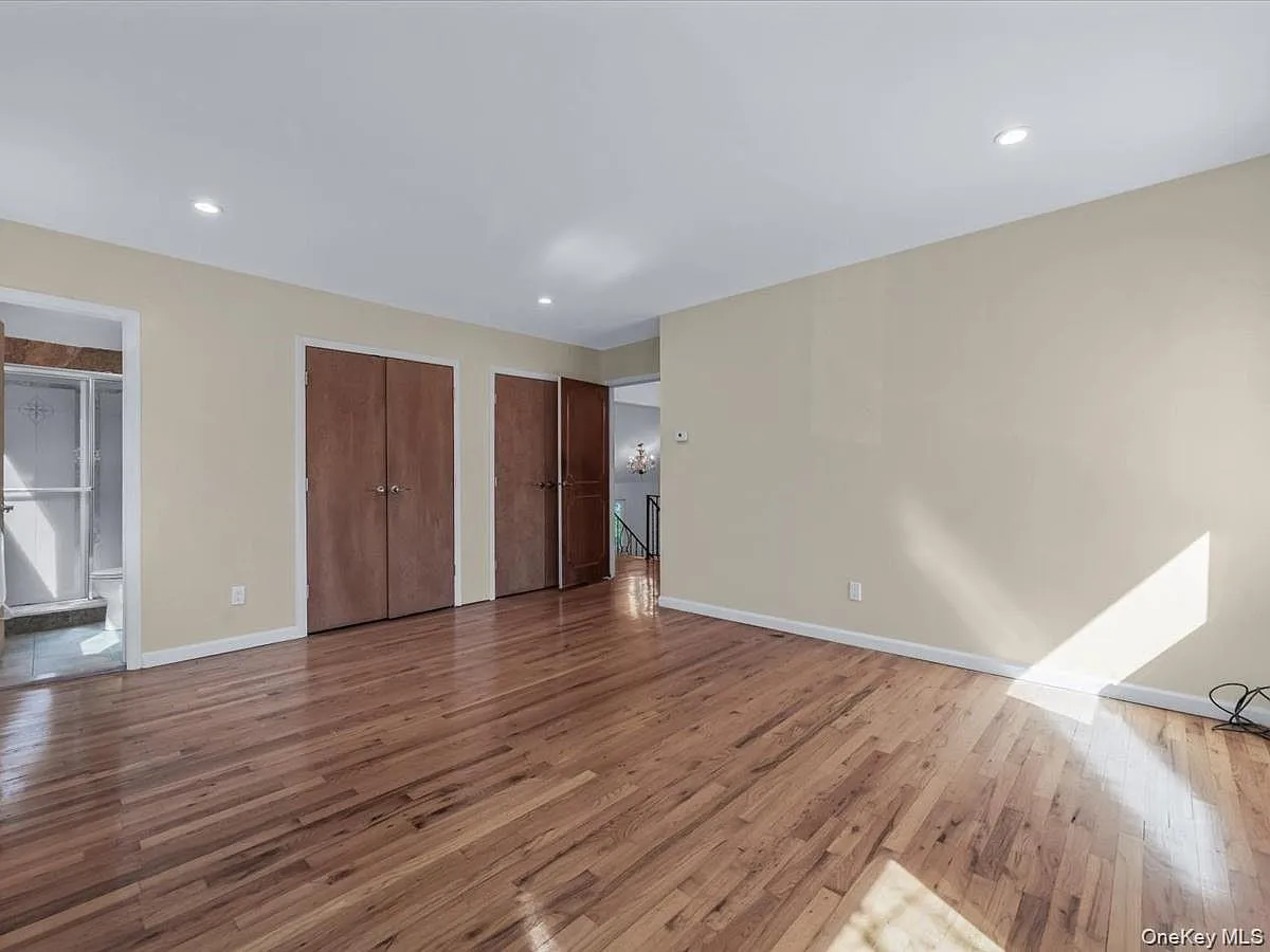 2 Pickwood Lane, North Hempstead, NY, 4 Bedrooms Bedrooms, 8 Rooms Rooms,2 BathroomsBathrooms,Residential,For Rent,Pickwood,0,973845 2 Pickwood Lane, North Hempstead, NY, 4 Bedrooms Bedrooms, 8 Rooms Rooms,2 BathroomsBathrooms,Residential,For Rent,Pickwood,0,973845