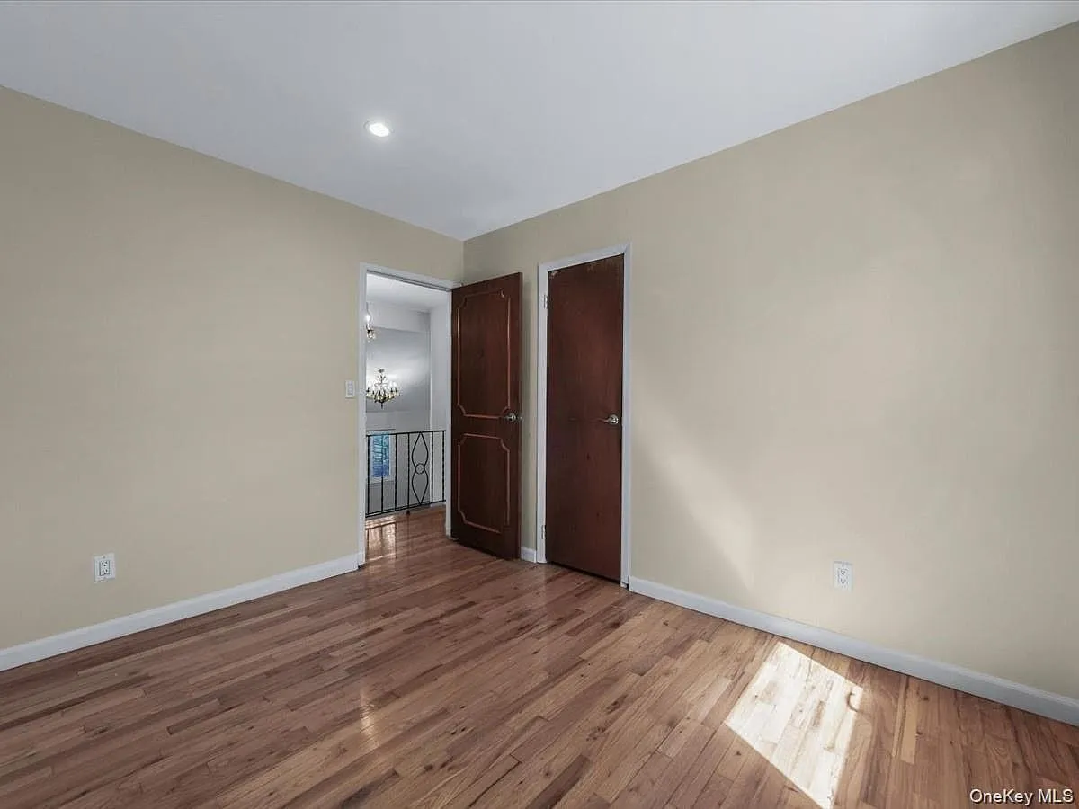 2 Pickwood Lane, North Hempstead, NY, 4 Bedrooms Bedrooms, 8 Rooms Rooms,2 BathroomsBathrooms,Residential,For Rent,Pickwood,0,973845 2 Pickwood Lane, North Hempstead, NY, 4 Bedrooms Bedrooms, 8 Rooms Rooms,2 BathroomsBathrooms,Residential,For Rent,Pickwood,0,973845