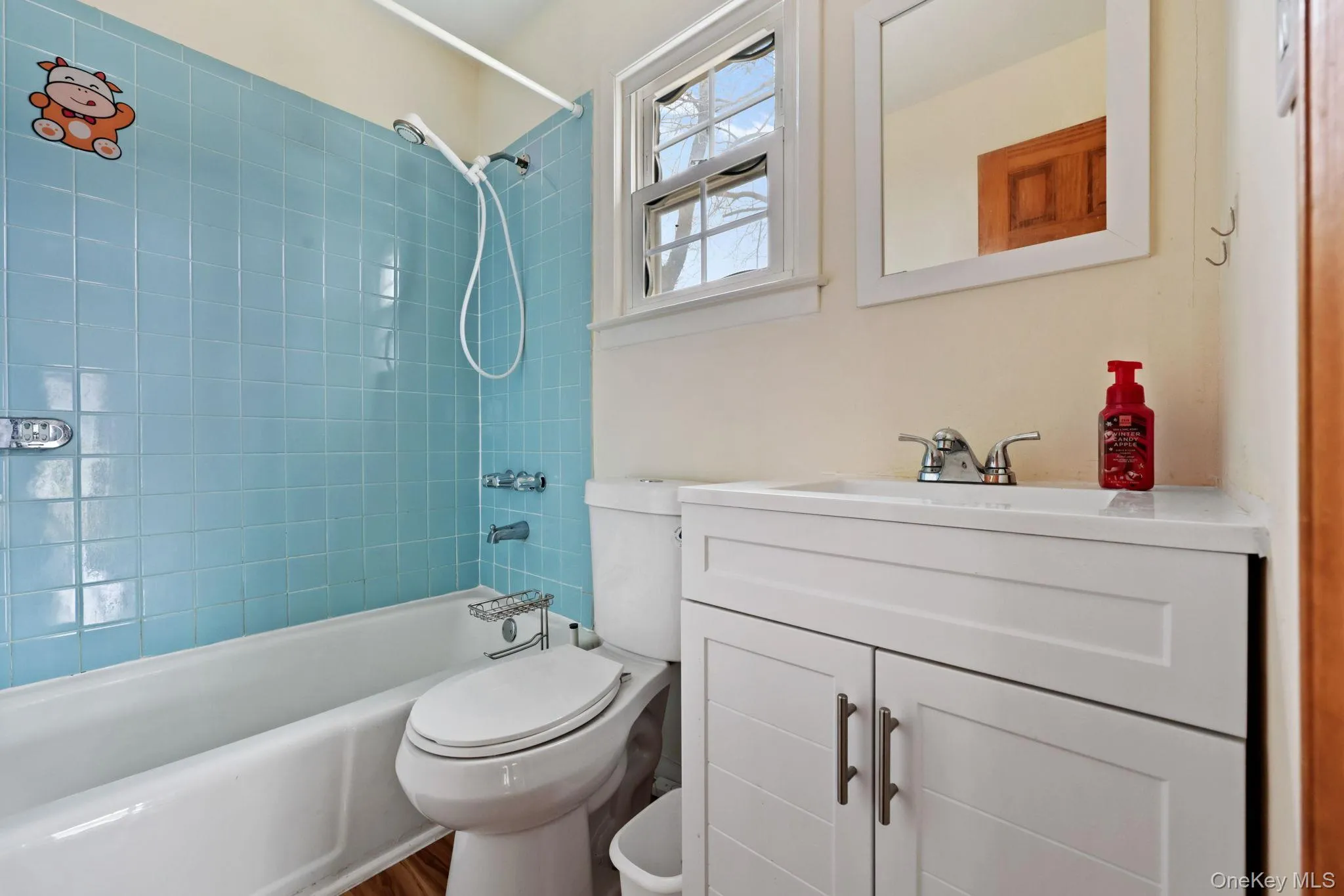 Bathroom 1. Bathroom 1.