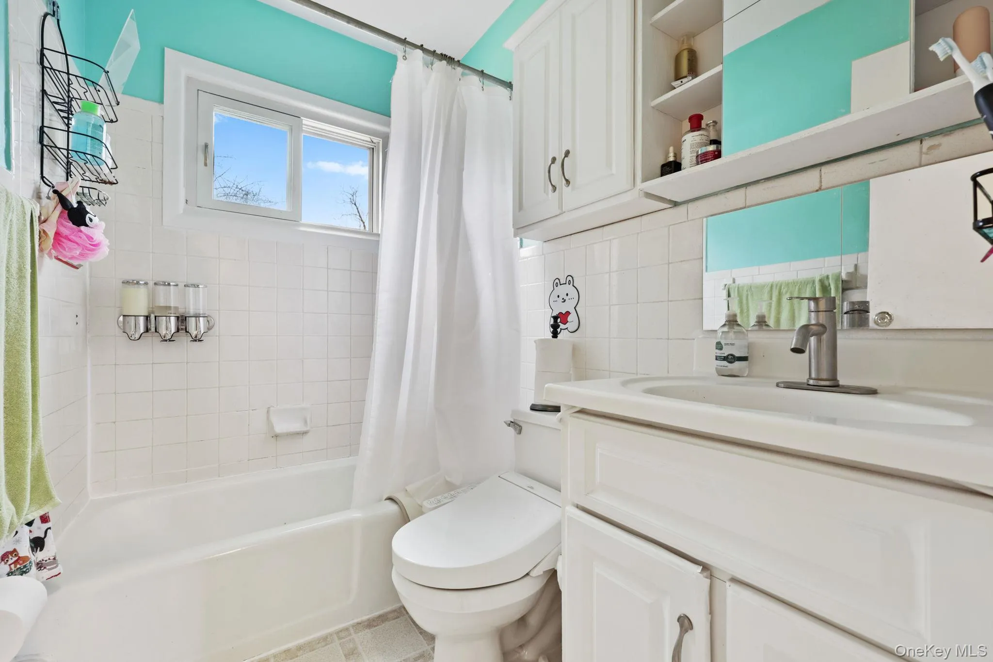 Bathroom 2. Bathroom 2.