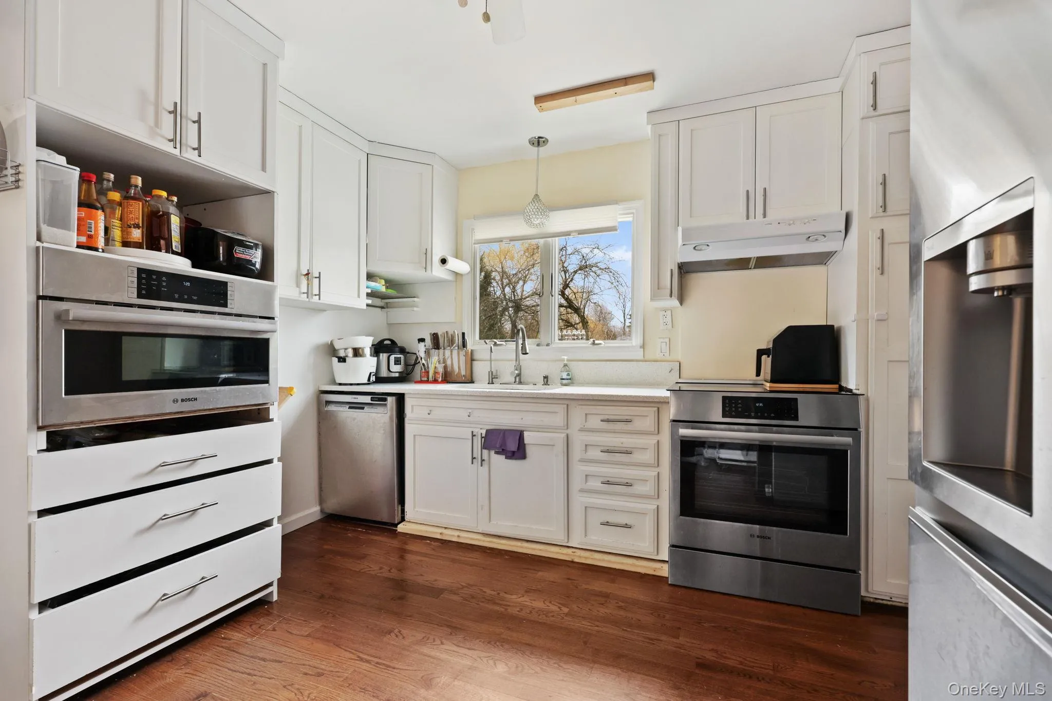 Updated appliances. Updated appliances.