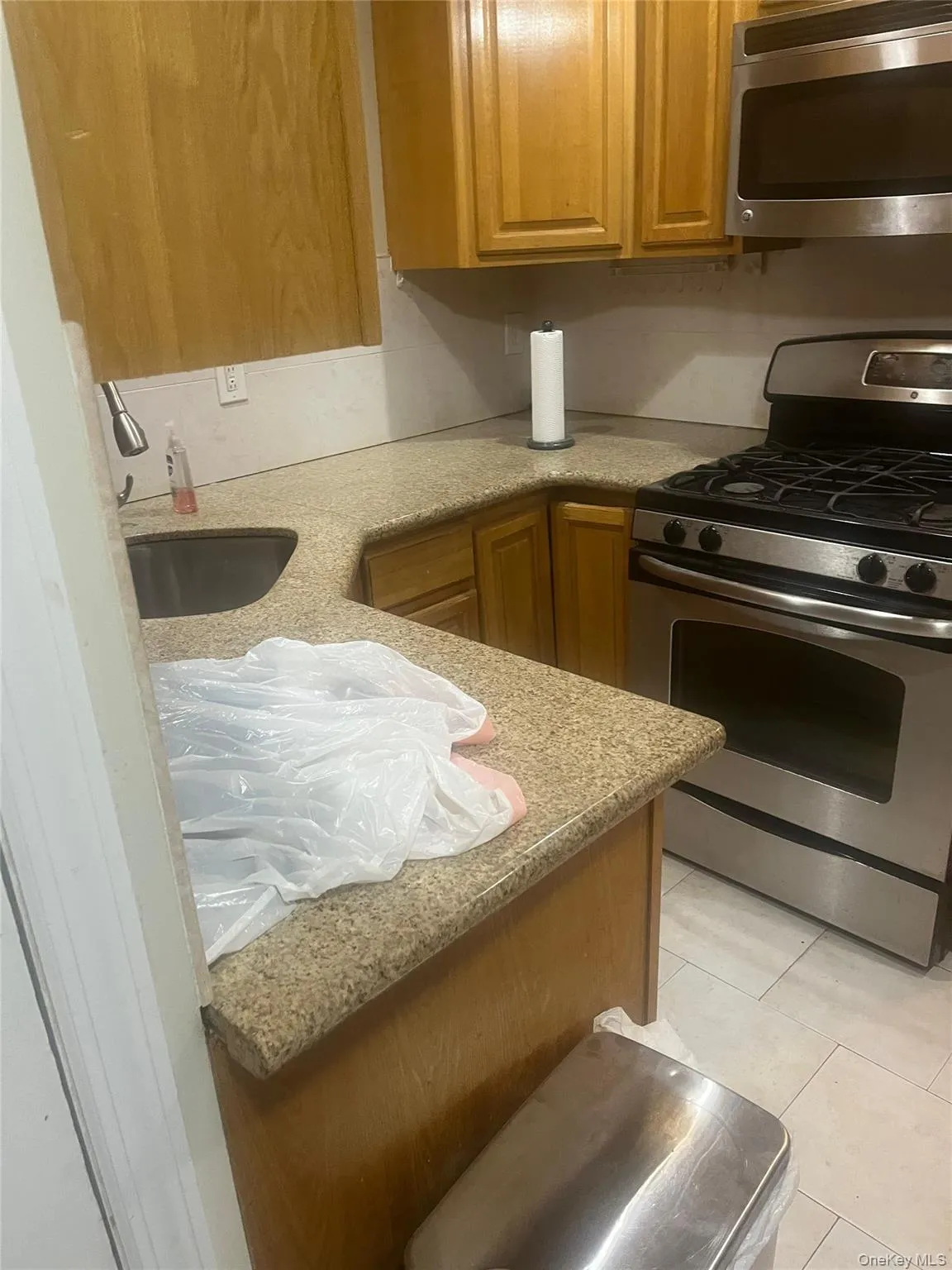 10933 Francis Lewis Boulevard, New York, NY, 3 Bedrooms Bedrooms, 6 Rooms Rooms,1 BathroomBathrooms,Residential Lease,For Rent,Francis Lewis,0,973853 10933 Francis Lewis Boulevard, New York, NY, 3 Bedrooms Bedrooms, 6 Rooms Rooms,1 BathroomBathrooms,Residential Lease,For Rent,Francis Lewis,0,973853