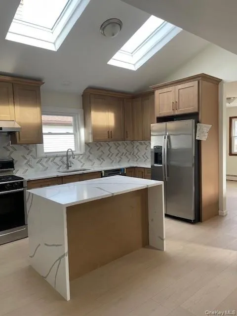 8 Deans Lane, Oyster Bay, NY, 3 Bedrooms Bedrooms, 6 Rooms Rooms,2 BathroomsBathrooms,Residential Lease,For Rent,Deans,0,973861 8 Deans Lane, Oyster Bay, NY, 3 Bedrooms Bedrooms, 6 Rooms Rooms,2 BathroomsBathrooms,Residential Lease,For Rent,Deans,0,973861