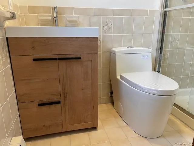 8 Deans Lane, Oyster Bay, NY, 3 Bedrooms Bedrooms, 6 Rooms Rooms,2 BathroomsBathrooms,Residential Lease,For Rent,Deans,0,973861 8 Deans Lane, Oyster Bay, NY, 3 Bedrooms Bedrooms, 6 Rooms Rooms,2 BathroomsBathrooms,Residential Lease,For Rent,Deans,0,973861