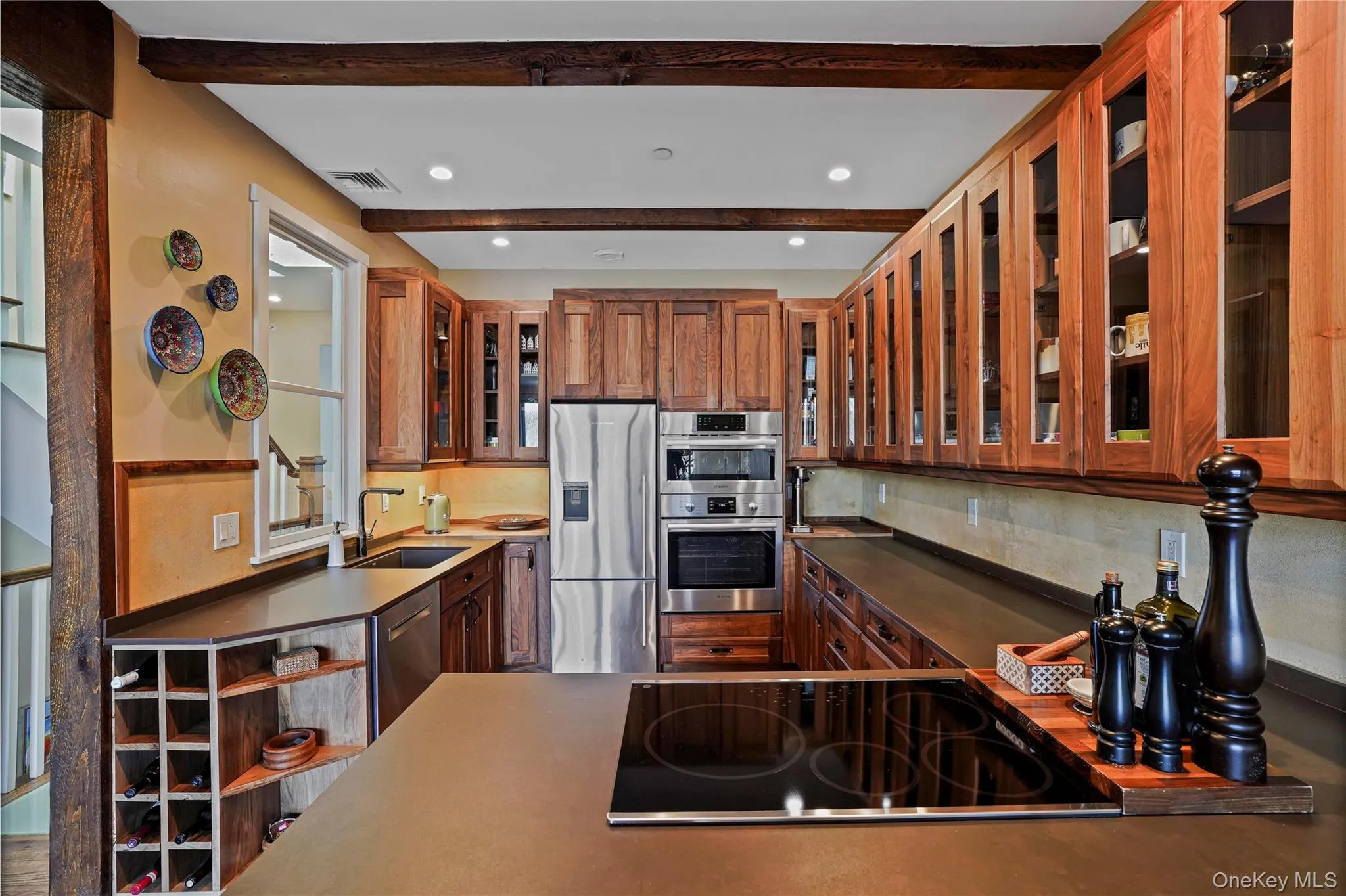 Beautiful kitchen with an abundance of cabinets Beautiful kitchen with an abundance of cabinets