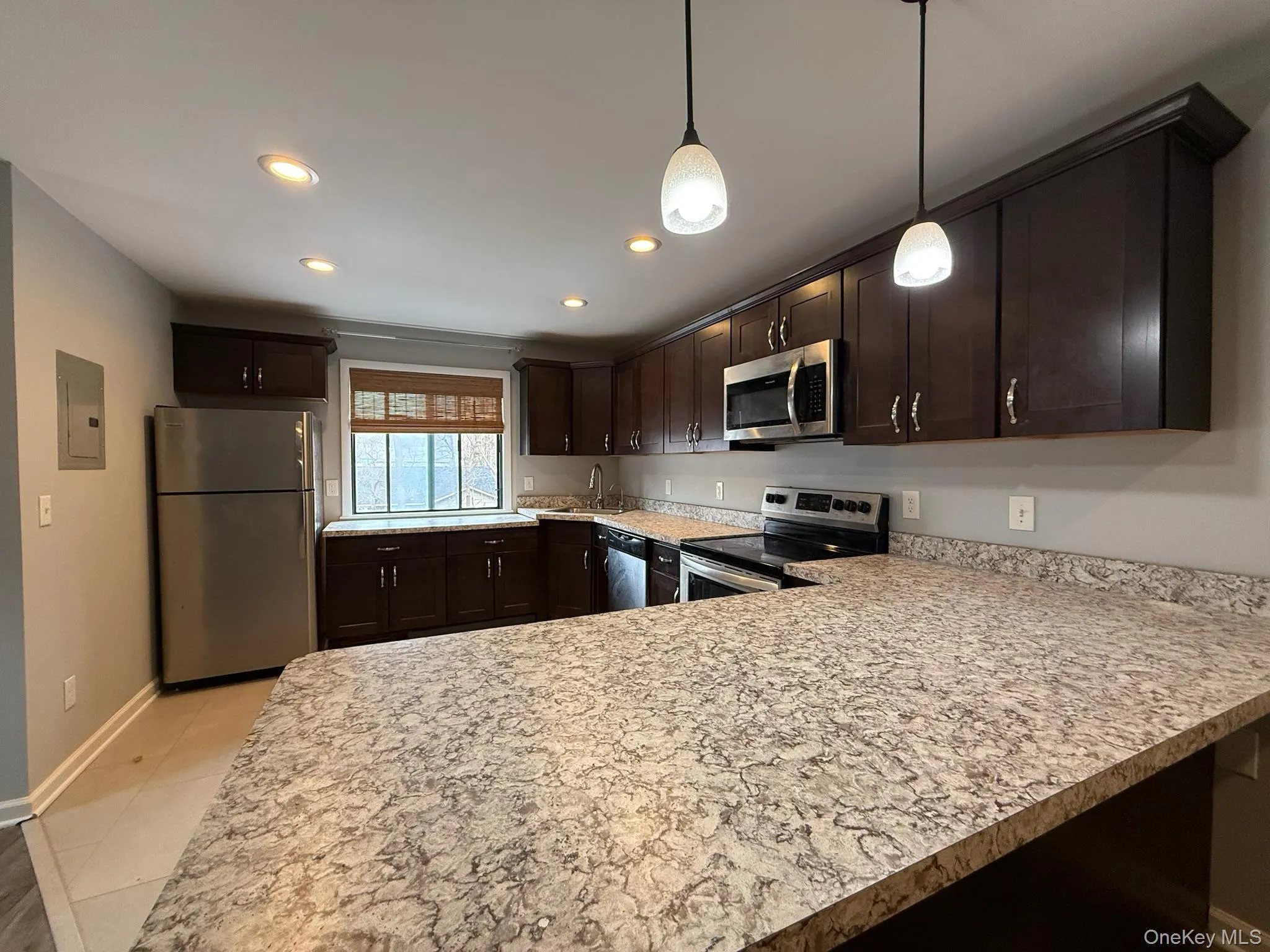 93 Windermere Avenue, Warwick (town), NY, 1 Bedroom Bedrooms, 3 Rooms Rooms,1 BathroomBathrooms,Residential Lease,For Rent,Windermere,0,973884 93 Windermere Avenue, Warwick (town), NY, 1 Bedroom Bedrooms, 3 Rooms Rooms,1 BathroomBathrooms,Residential Lease,For Rent,Windermere,0,973884