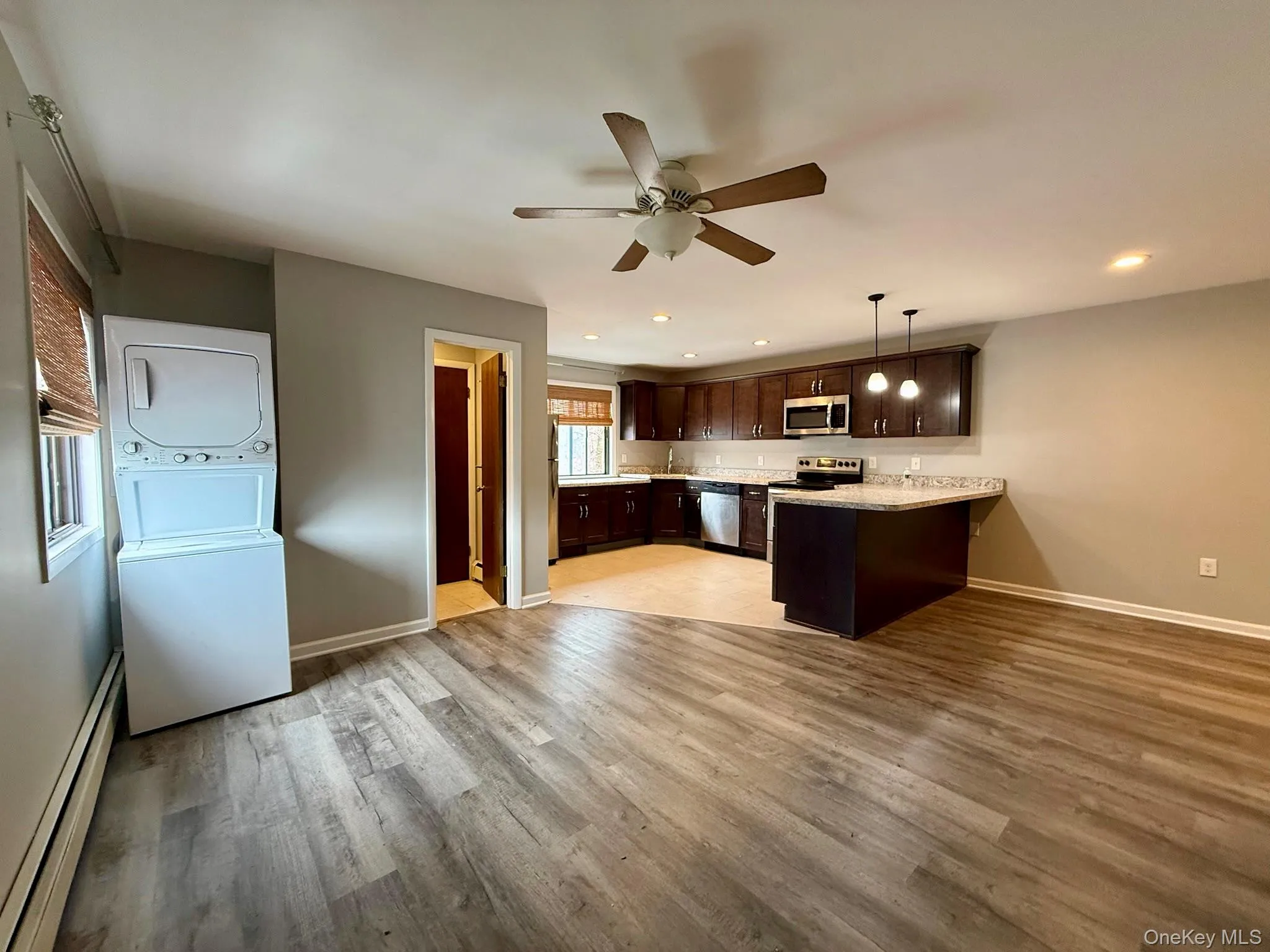 93 Windermere Avenue, Warwick (town), NY, 1 Bedroom Bedrooms, 3 Rooms Rooms,1 BathroomBathrooms,Residential Lease,For Rent,Windermere,0,973884 93 Windermere Avenue, Warwick (town), NY, 1 Bedroom Bedrooms, 3 Rooms Rooms,1 BathroomBathrooms,Residential Lease,For Rent,Windermere,0,973884