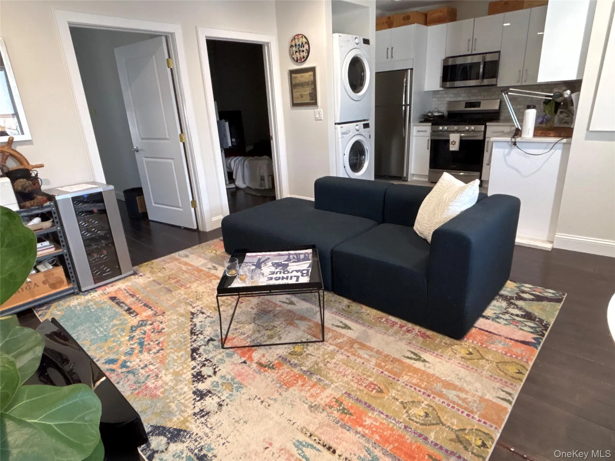 3 Bryant Avenue, North Hempstead, NY, 2 Bedrooms Bedrooms, 4 Rooms Rooms,1 BathroomBathrooms,Residential Lease,For Rent,Bryant,0,973886 3 Bryant Avenue, North Hempstead, NY, 2 Bedrooms Bedrooms, 4 Rooms Rooms,1 BathroomBathrooms,Residential Lease,For Rent,Bryant,0,973886