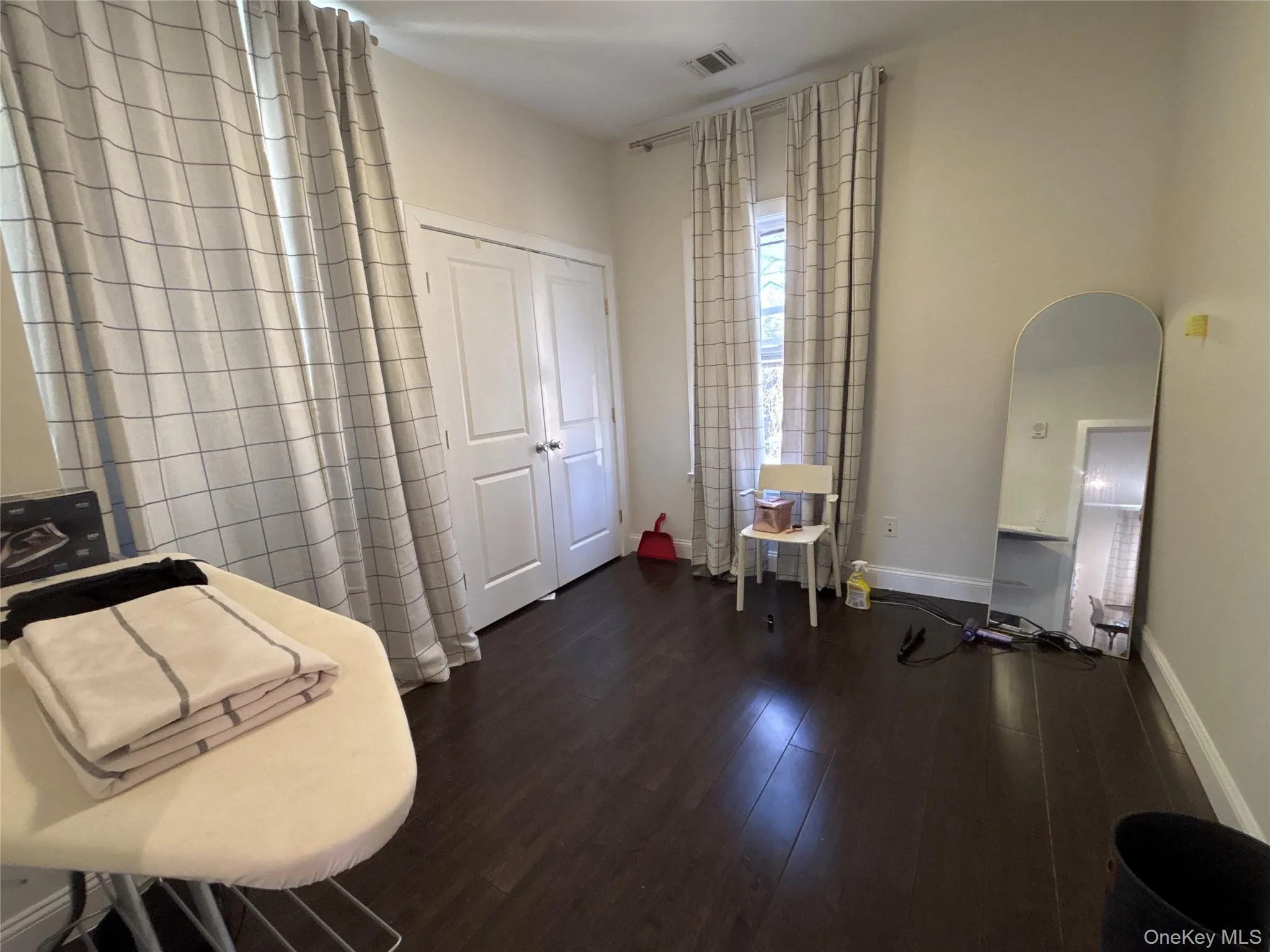 3 Bryant Avenue, North Hempstead, NY, 2 Bedrooms Bedrooms, 4 Rooms Rooms,1 BathroomBathrooms,Residential Lease,For Rent,Bryant,0,973886 3 Bryant Avenue, North Hempstead, NY, 2 Bedrooms Bedrooms, 4 Rooms Rooms,1 BathroomBathrooms,Residential Lease,For Rent,Bryant,0,973886