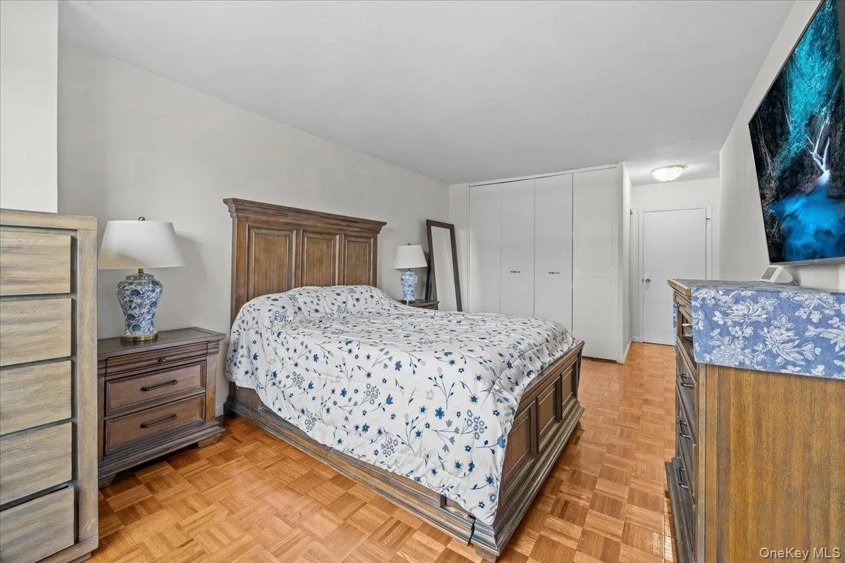 555 Kappock Street, New York, NY, 2 Bedrooms Bedrooms, 5 Rooms Rooms,2 BathroomsBathrooms,Residential,For Rent,Kappock,0,KEY973894 555 Kappock Street, New York, NY, 2 Bedrooms Bedrooms, 5 Rooms Rooms,2 BathroomsBathrooms,Residential,For Rent,Kappock,0,KEY973894