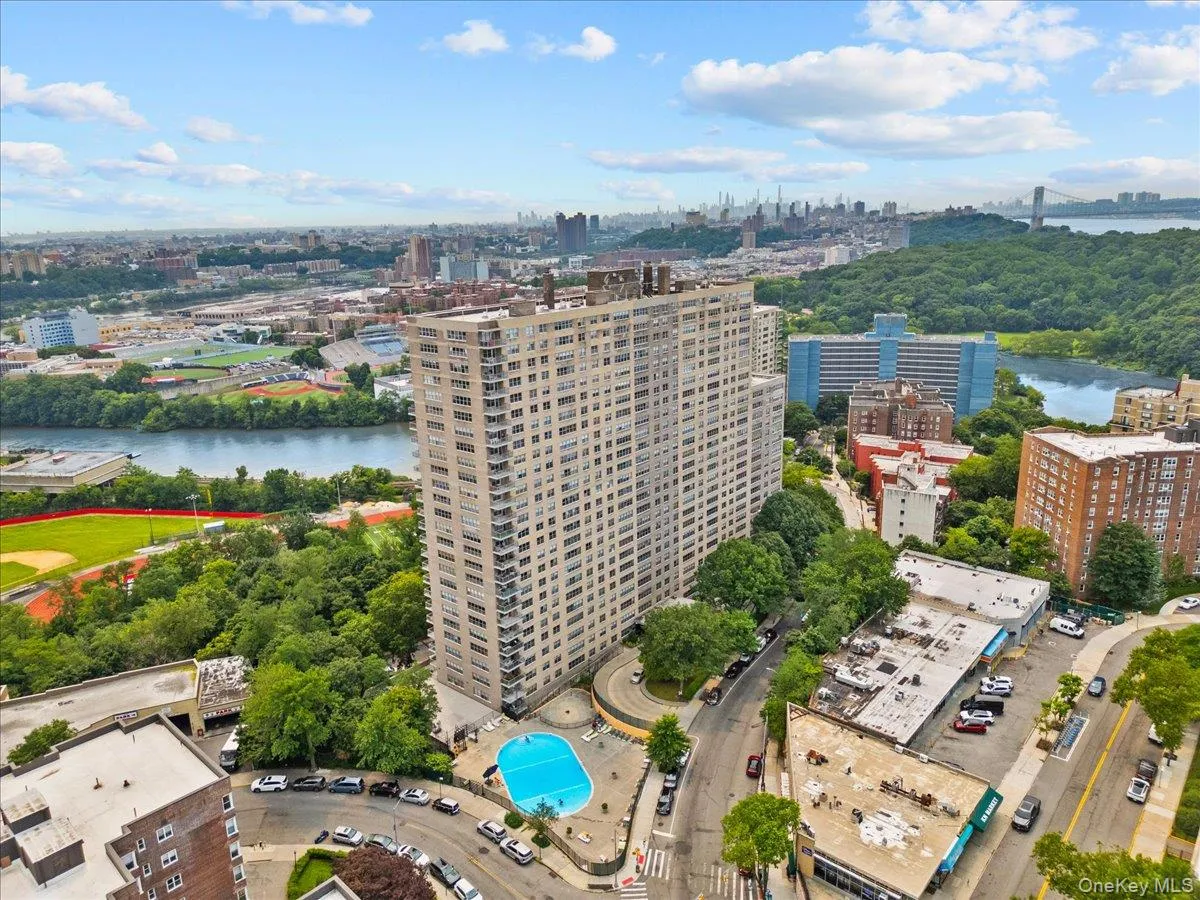 555 Kappock Street, New York, NY, 2 Bedrooms Bedrooms, 5 Rooms Rooms,2 BathroomsBathrooms,Residential,For Rent,Kappock,0,973894 555 Kappock Street, New York, NY, 2 Bedrooms Bedrooms, 5 Rooms Rooms,2 BathroomsBathrooms,Residential,For Rent,Kappock,0,973894