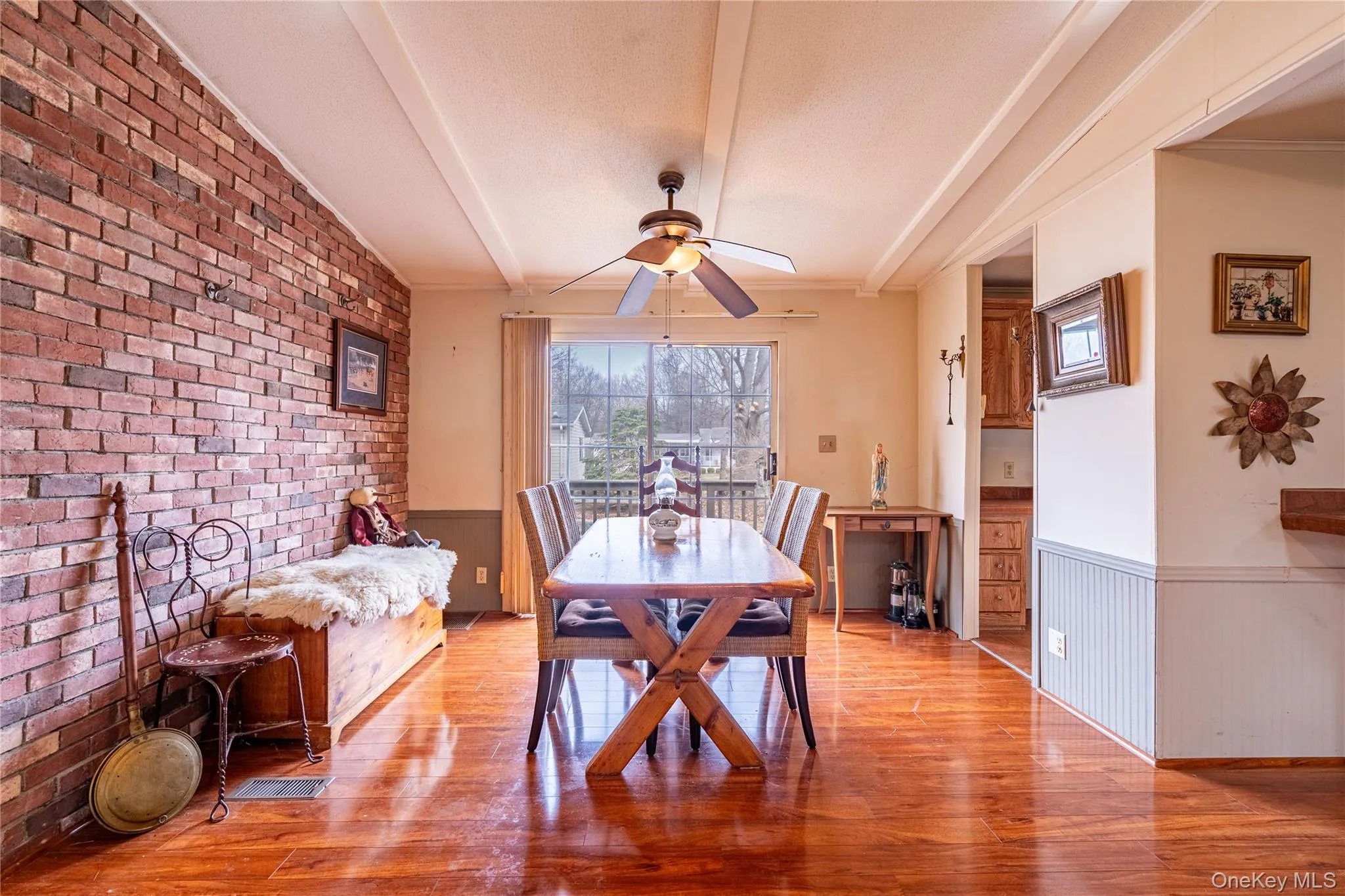 10 Apple Lane, New Paltz, NY, 3 Bedrooms Bedrooms, 7 Rooms Rooms,2 BathroomsBathrooms,Residential Sale,For Rent,Apple,0,973914 10 Apple Lane, New Paltz, NY, 3 Bedrooms Bedrooms, 7 Rooms Rooms,2 BathroomsBathrooms,Residential Sale,For Rent,Apple,0,973914