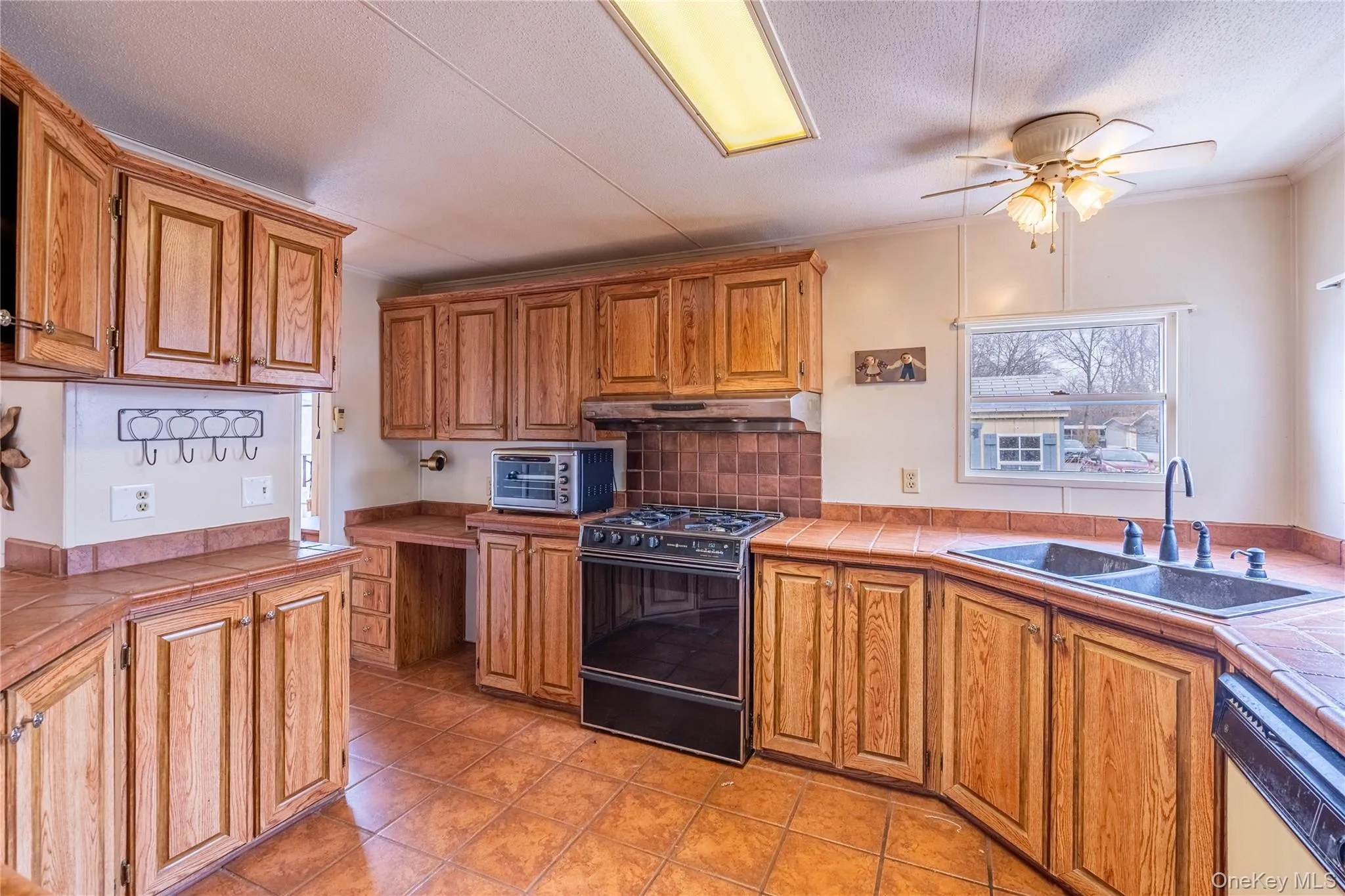 10 Apple Lane, New Paltz, NY, 3 Bedrooms Bedrooms, 7 Rooms Rooms,2 BathroomsBathrooms,Residential Sale,For Rent,Apple,0,973914 10 Apple Lane, New Paltz, NY, 3 Bedrooms Bedrooms, 7 Rooms Rooms,2 BathroomsBathrooms,Residential Sale,For Rent,Apple,0,973914