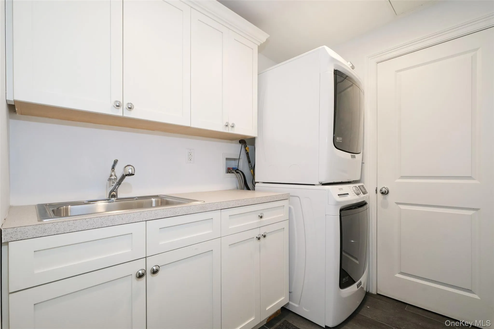 23 Cedar Place, Rye City, NY, 4 Bedrooms Bedrooms, 7 Rooms Rooms,4 BathroomsBathrooms,Residential Lease,For Rent,Cedar,0,973921 23 Cedar Place, Rye City, NY, 4 Bedrooms Bedrooms, 7 Rooms Rooms,4 BathroomsBathrooms,Residential Lease,For Rent,Cedar,0,973921