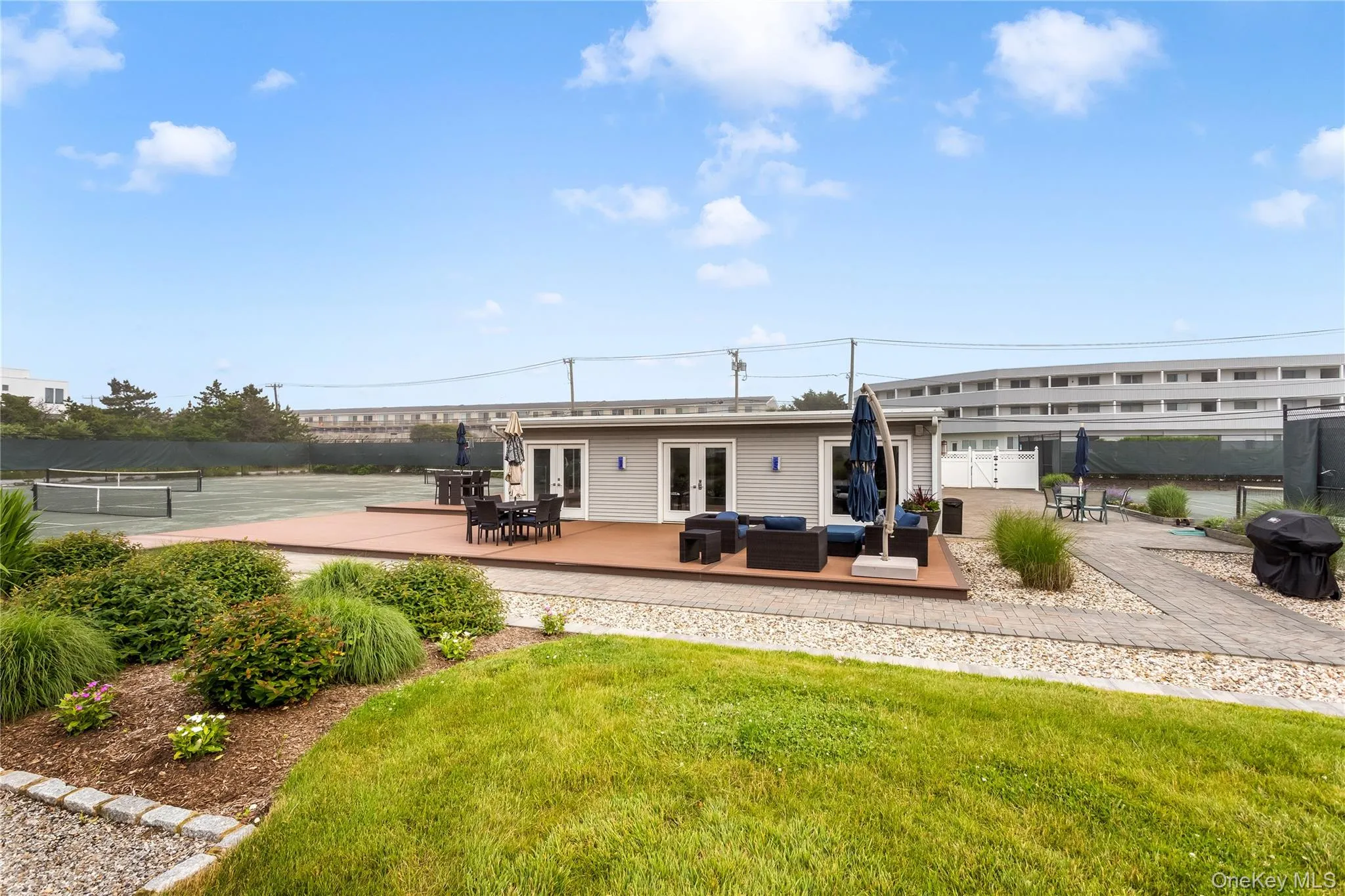 580 Dune Road, Southampton, NY, 3 Bedrooms Bedrooms, 7 Rooms Rooms,2 BathroomsBathrooms,Residential,For Rent,Dune,0,973928 580 Dune Road, Southampton, NY, 3 Bedrooms Bedrooms, 7 Rooms Rooms,2 BathroomsBathrooms,Residential,For Rent,Dune,0,973928