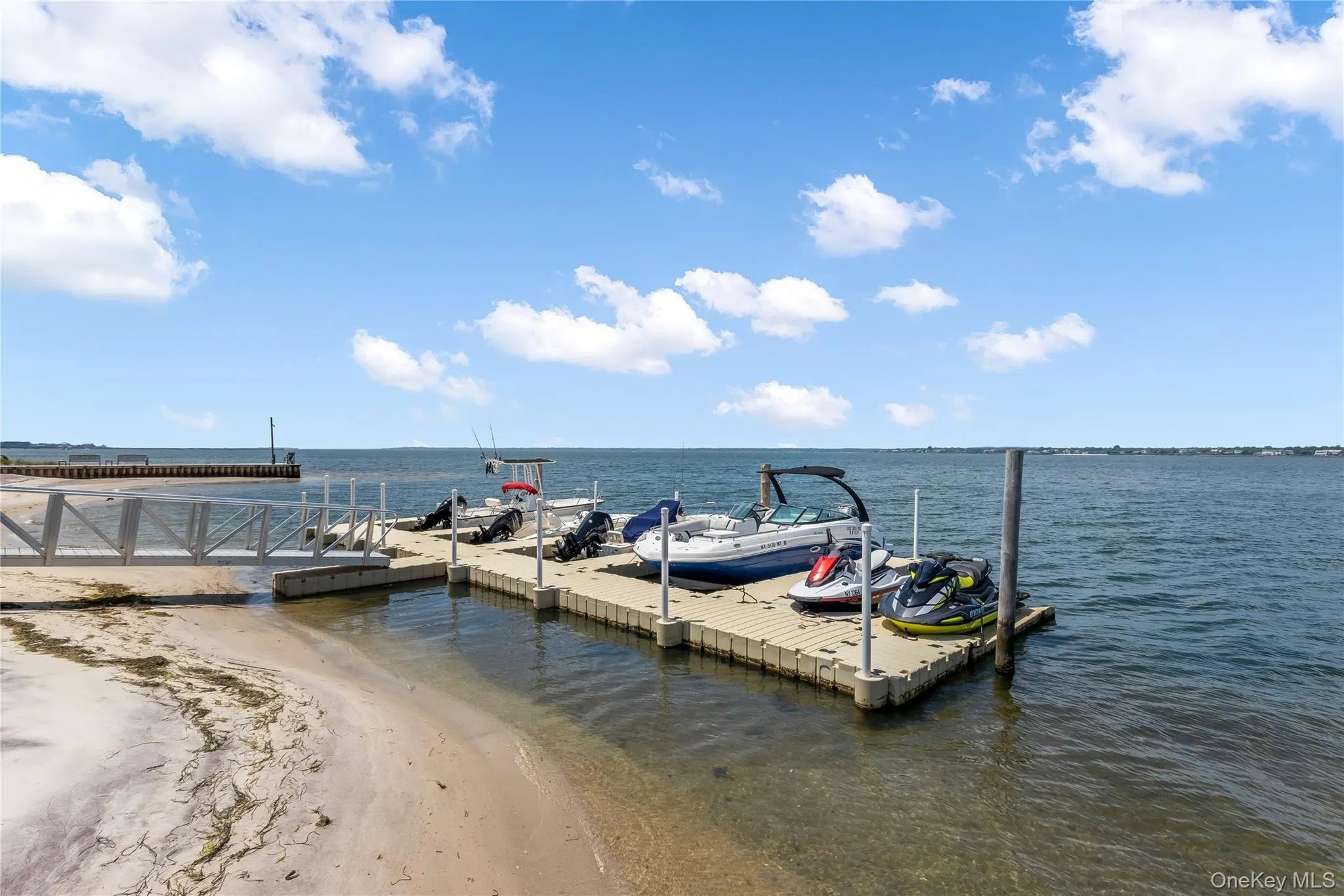 580 Dune Road, Southampton, NY, 3 Bedrooms Bedrooms, 7 Rooms Rooms,2 BathroomsBathrooms,Residential,For Rent,Dune,0,973928 580 Dune Road, Southampton, NY, 3 Bedrooms Bedrooms, 7 Rooms Rooms,2 BathroomsBathrooms,Residential,For Rent,Dune,0,973928