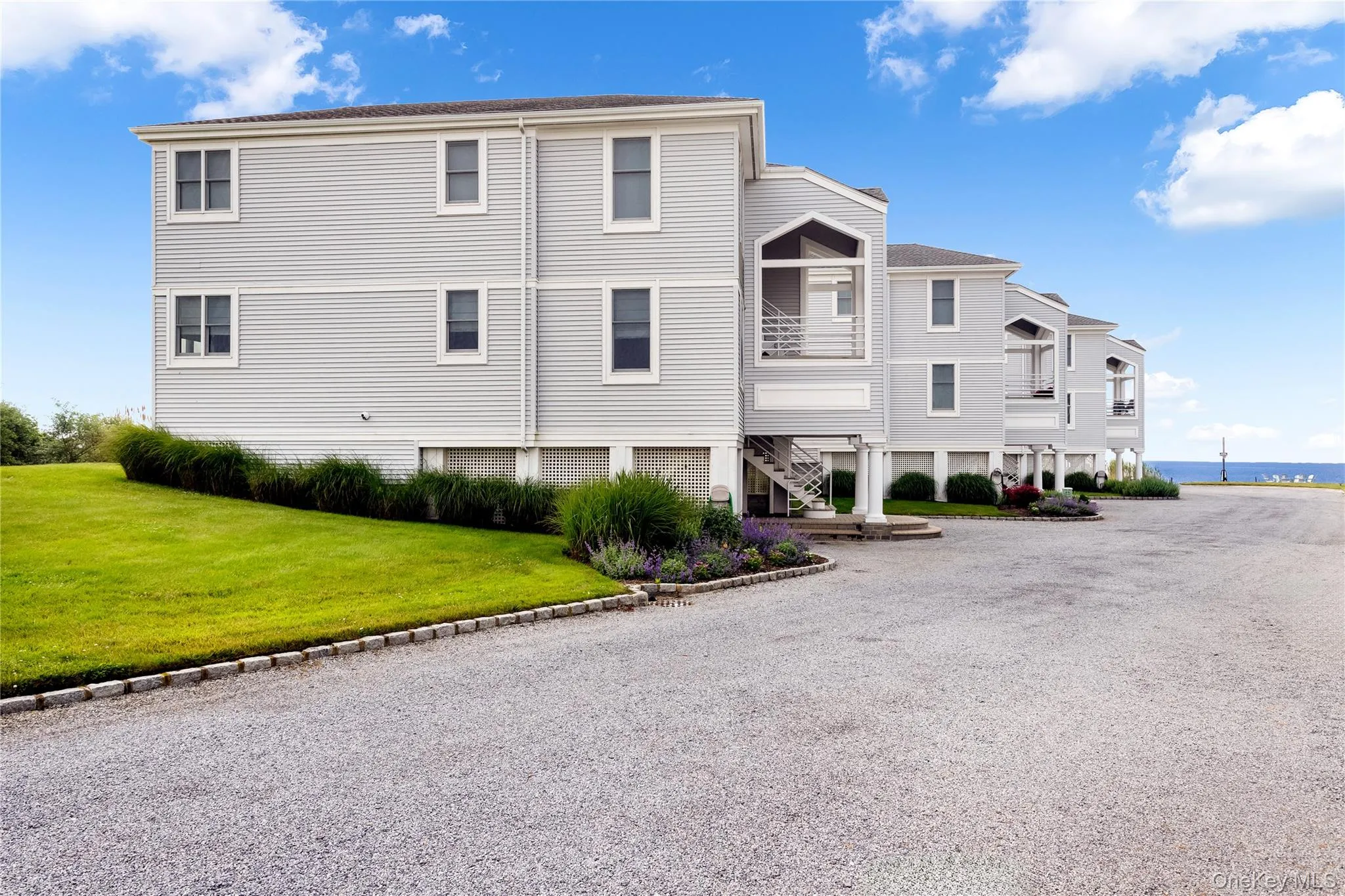580 Dune Road, Southampton, NY, 3 Bedrooms Bedrooms, 7 Rooms Rooms,2 BathroomsBathrooms,Residential,For Rent,Dune,0,973928 580 Dune Road, Southampton, NY, 3 Bedrooms Bedrooms, 7 Rooms Rooms,2 BathroomsBathrooms,Residential,For Rent,Dune,0,973928