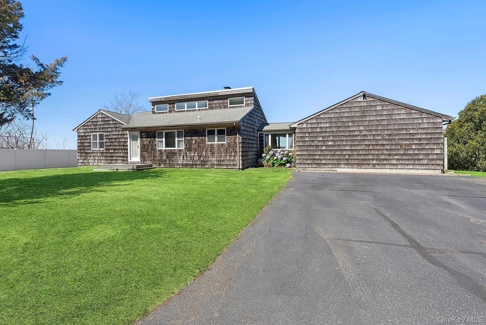 22 Peconic Crescent, Southampton, NY, 2 Bedrooms Bedrooms, 7 Rooms Rooms,3 BathroomsBathrooms,Residential,For Rent,Peconic Crescent,0,973960 22 Peconic Crescent, Southampton, NY, 2 Bedrooms Bedrooms, 7 Rooms Rooms,3 BathroomsBathrooms,Residential,For Rent,Peconic Crescent,0,973960