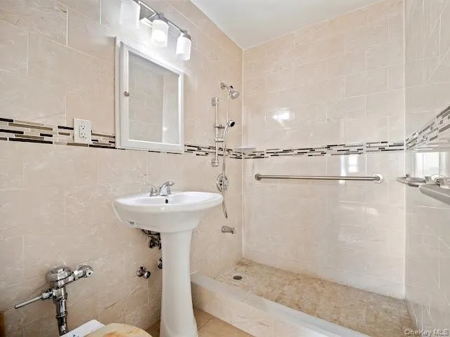 3131 GRAND CONCOURSE, New York, NY, 1 Bedroom Bedrooms, 4 Rooms Rooms,1 BathroomBathrooms,Residential,For Rent,GRAND CONCOURSE,0,973967 3131 GRAND CONCOURSE, New York, NY, 1 Bedroom Bedrooms, 4 Rooms Rooms,1 BathroomBathrooms,Residential,For Rent,GRAND CONCOURSE,0,973967