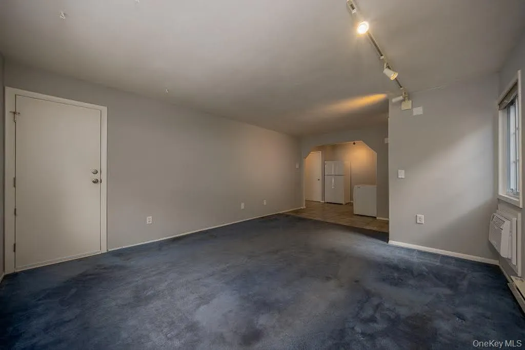 219 Fox Run Lane, Carmel, NY, 1 Bedroom Bedrooms, 4 Rooms Rooms,1 BathroomBathrooms,Residential Lease,For Rent,Fox Run,0,973971 219 Fox Run Lane, Carmel, NY, 1 Bedroom Bedrooms, 4 Rooms Rooms,1 BathroomBathrooms,Residential Lease,For Rent,Fox Run,0,973971