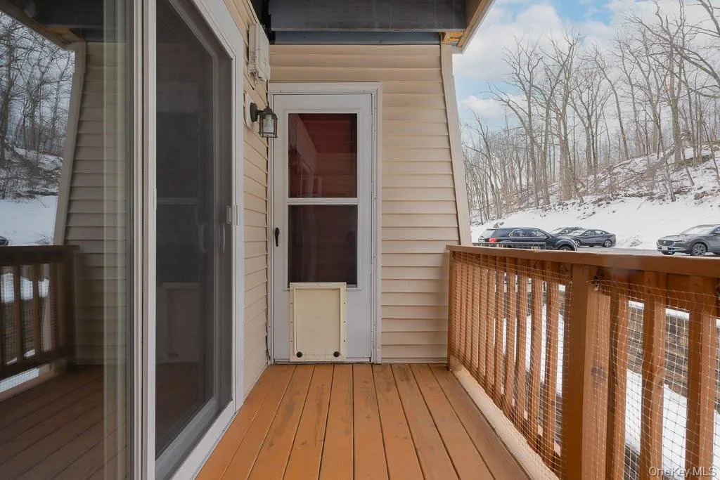219 Fox Run Lane, Carmel, NY, 1 Bedroom Bedrooms, 4 Rooms Rooms,1 BathroomBathrooms,Residential Lease,For Rent,Fox Run,0,973971 219 Fox Run Lane, Carmel, NY, 1 Bedroom Bedrooms, 4 Rooms Rooms,1 BathroomBathrooms,Residential Lease,For Rent,Fox Run,0,973971