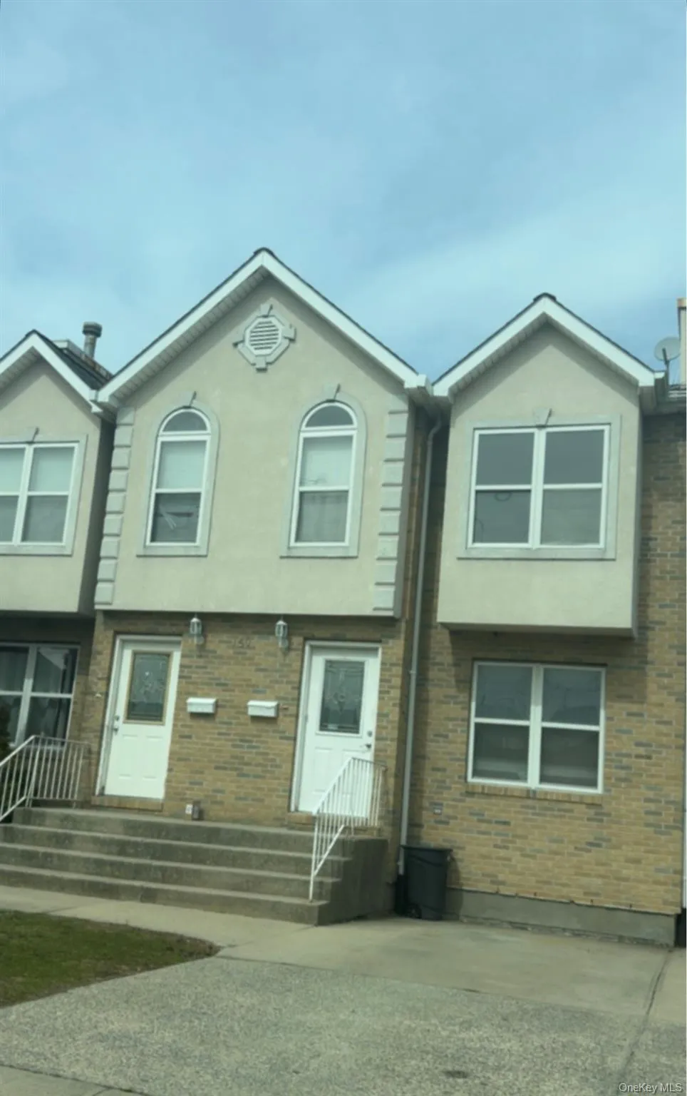 150 Jefferson Avenue, North Hempstead, NY, 3 Bedrooms Bedrooms, 10 Rooms Rooms,2 BathroomsBathrooms,Residential Lease,For Rent,Jefferson,0,973974 150 Jefferson Avenue, North Hempstead, NY, 3 Bedrooms Bedrooms, 10 Rooms Rooms,2 BathroomsBathrooms,Residential Lease,For Rent,Jefferson,0,973974