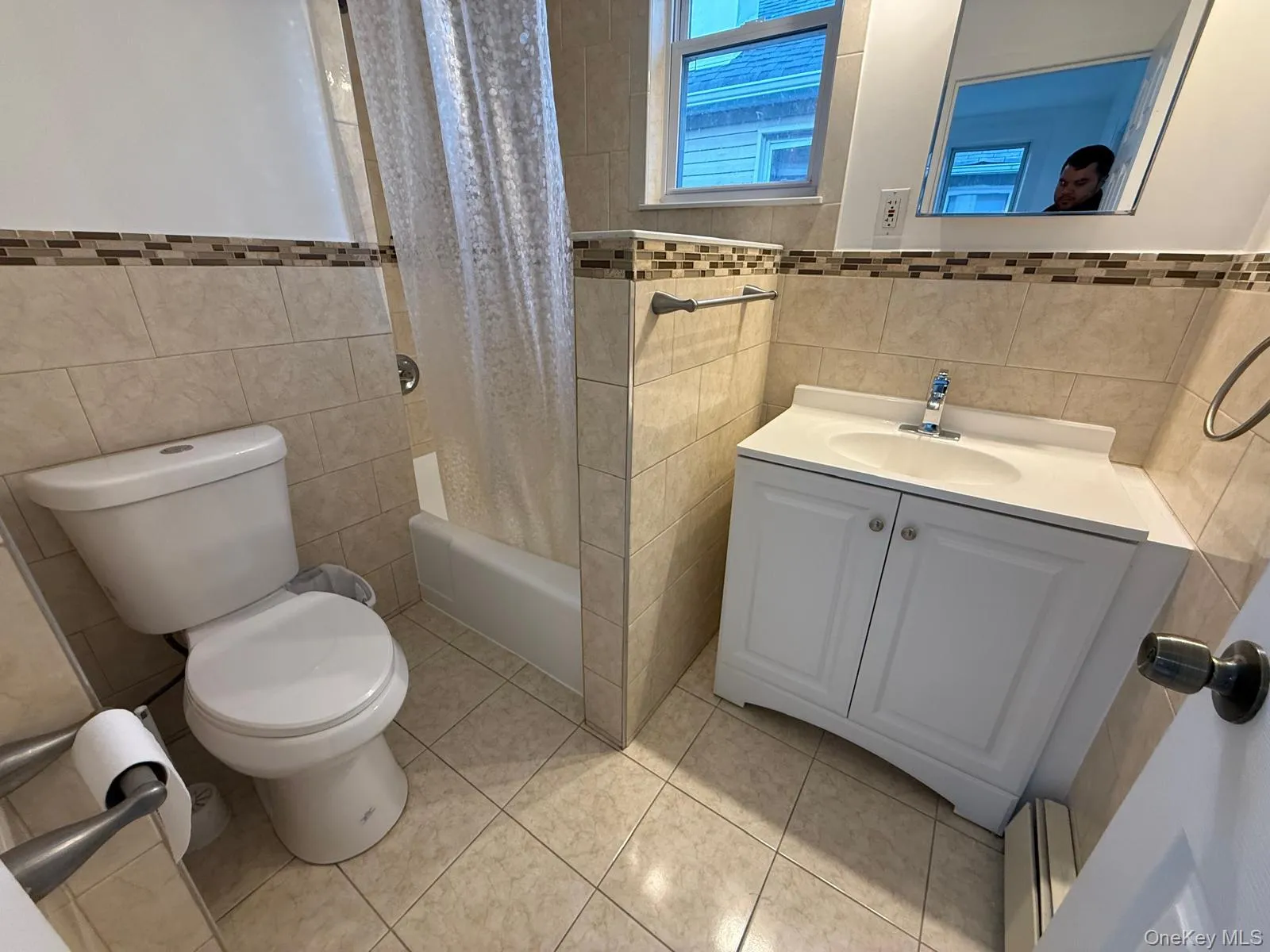 111-10 14th Avenue, New York, NY, 3 Bedrooms Bedrooms, 5 Rooms Rooms,1 BathroomBathrooms,Residential Lease,For Rent,14th,0,973986 111-10 14th Avenue, New York, NY, 3 Bedrooms Bedrooms, 5 Rooms Rooms,1 BathroomBathrooms,Residential Lease,For Rent,14th,0,973986