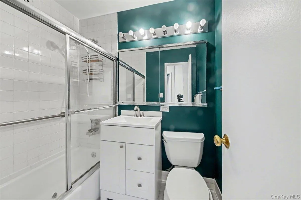 505 Central Avenue, White Plains, NY, 1 Bedroom Bedrooms, 3 Rooms Rooms,1 BathroomBathrooms,Residential Lease,For Rent,Central,0,973988 505 Central Avenue, White Plains, NY, 1 Bedroom Bedrooms, 3 Rooms Rooms,1 BathroomBathrooms,Residential Lease,For Rent,Central,0,973988