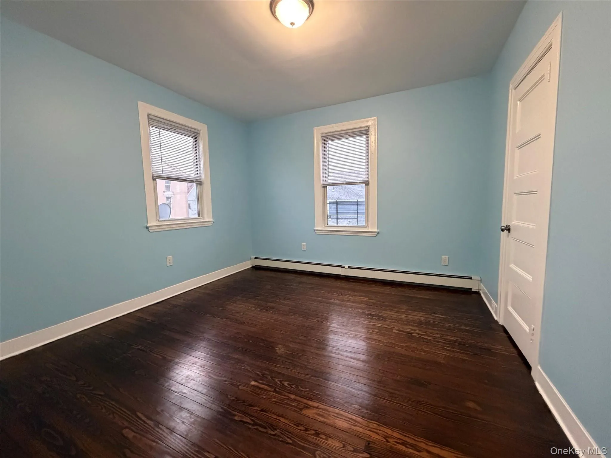 181 Beach 90th Street, New York, NY, 2 Bedrooms Bedrooms, 5 Rooms Rooms,1 BathroomBathrooms,Residential Lease,For Rent,Beach 90th,0,973993 181 Beach 90th Street, New York, NY, 2 Bedrooms Bedrooms, 5 Rooms Rooms,1 BathroomBathrooms,Residential Lease,For Rent,Beach 90th,0,973993