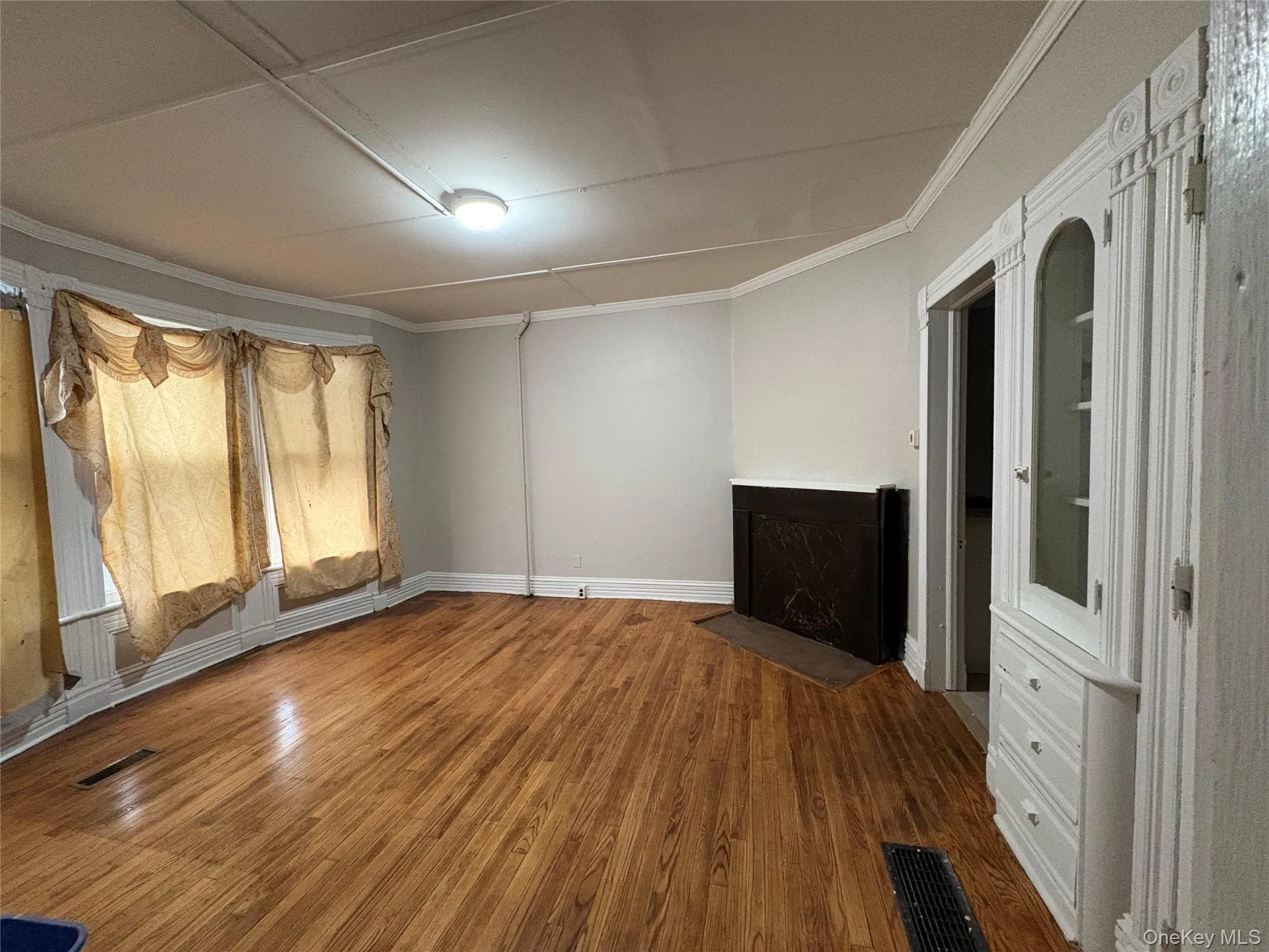 77 Linden Avenue, Middletown, NY, 1 Bedroom Bedrooms, 3 Rooms Rooms,1 BathroomBathrooms,Residential Lease,For Rent,Linden,0,973998 77 Linden Avenue, Middletown, NY, 1 Bedroom Bedrooms, 3 Rooms Rooms,1 BathroomBathrooms,Residential Lease,For Rent,Linden,0,973998
