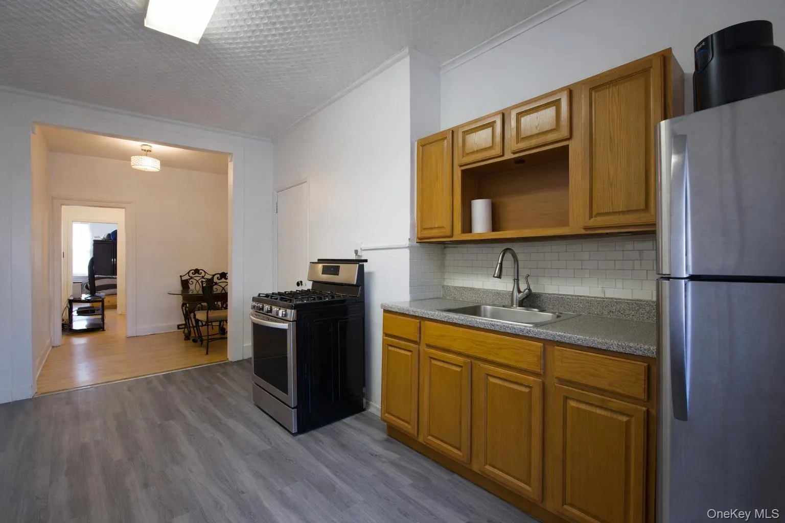 6089 54th Street, New York, NY, 2 Bedrooms Bedrooms, 6 Rooms Rooms,1 BathroomBathrooms,Residential Lease,For Rent,54th,0,974001 6089 54th Street, New York, NY, 2 Bedrooms Bedrooms, 6 Rooms Rooms,1 BathroomBathrooms,Residential Lease,For Rent,54th,0,974001