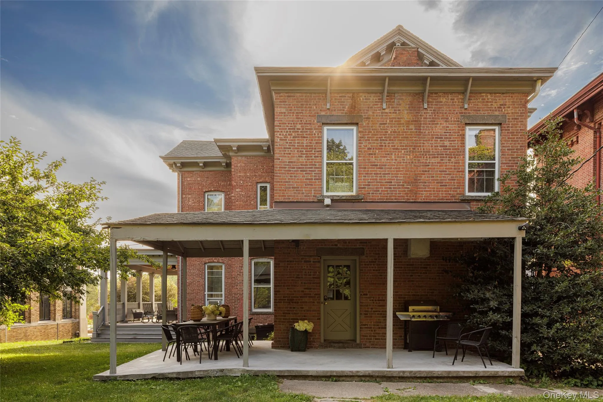 308 Main Street, Catskill, NY, 5 Bedrooms Bedrooms, 10 Rooms Rooms,2 BathroomsBathrooms,Residential,For Rent,Main,0,974002 308 Main Street, Catskill, NY, 5 Bedrooms Bedrooms, 10 Rooms Rooms,2 BathroomsBathrooms,Residential,For Rent,Main,0,974002