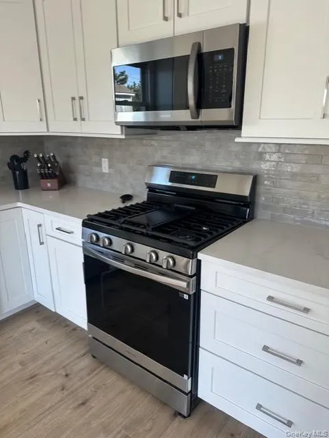 409a Dune Road, Southampton, NY, 3 Bedrooms Bedrooms, 6 Rooms Rooms,1 BathroomBathrooms,Residential Lease,For Rent,Dune,0,974020 409a Dune Road, Southampton, NY, 3 Bedrooms Bedrooms, 6 Rooms Rooms,1 BathroomBathrooms,Residential Lease,For Rent,Dune,0,974020