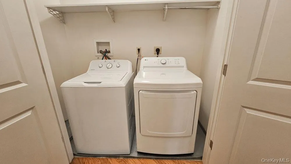 208 Canter Court, Goshen, NY, 2 Bedrooms Bedrooms, 5 Rooms Rooms,2 BathroomsBathrooms,Residential Lease,For Rent,Canter,0,974031 208 Canter Court, Goshen, NY, 2 Bedrooms Bedrooms, 5 Rooms Rooms,2 BathroomsBathrooms,Residential Lease,For Rent,Canter,0,974031