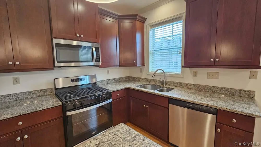 208 Canter Court, Goshen, NY, 2 Bedrooms Bedrooms, 5 Rooms Rooms,2 BathroomsBathrooms,Residential Lease,For Rent,Canter,0,974031 208 Canter Court, Goshen, NY, 2 Bedrooms Bedrooms, 5 Rooms Rooms,2 BathroomsBathrooms,Residential Lease,For Rent,Canter,0,974031