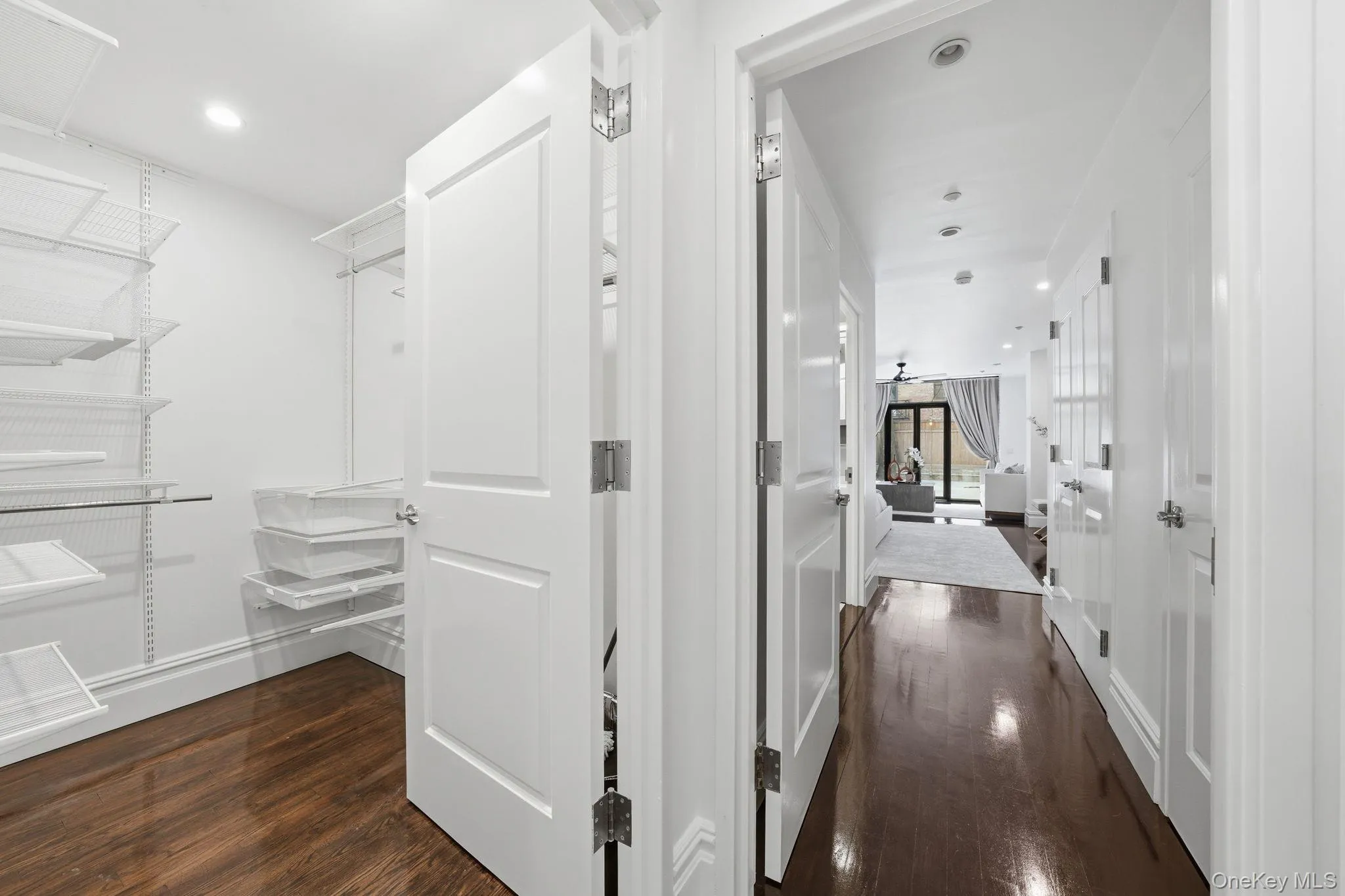 236 112th Street, New York, NY, 3 Bedrooms Bedrooms, 8 Rooms Rooms,3 BathroomsBathrooms,Residential Sale,For Rent,112th,0,974035 236 112th Street, New York, NY, 3 Bedrooms Bedrooms, 8 Rooms Rooms,3 BathroomsBathrooms,Residential Sale,For Rent,112th,0,974035