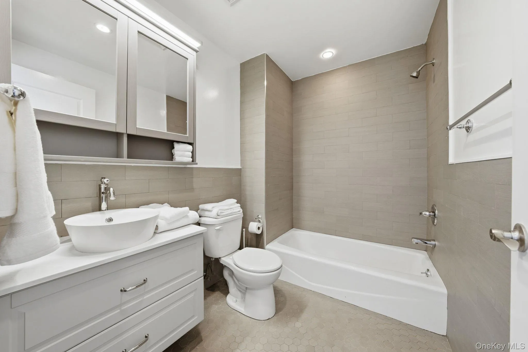 236 112th Street, New York, NY, 4 Bedrooms Bedrooms, 9 Rooms Rooms,3 BathroomsBathrooms,Residential Sale,For Rent,112th,0,974040 236 112th Street, New York, NY, 4 Bedrooms Bedrooms, 9 Rooms Rooms,3 BathroomsBathrooms,Residential Sale,For Rent,112th,0,974040