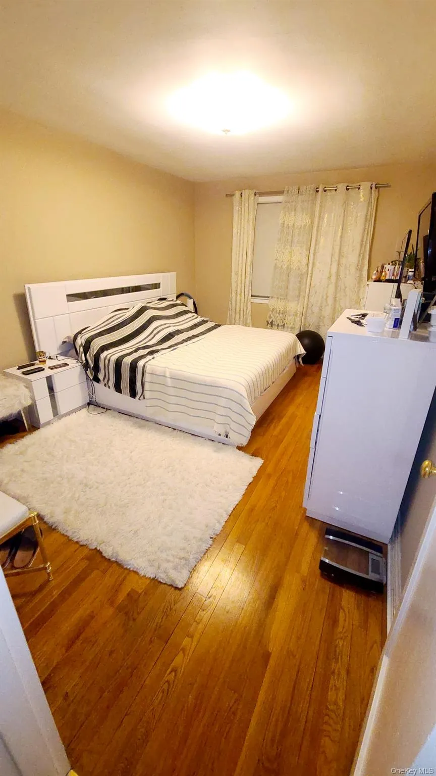 105-26 63rd Road, New York, NY, 2 Bedrooms Bedrooms, 4 Rooms Rooms,1 BathroomBathrooms,Residential Lease,For Rent,63rd,0,974041 105-26 63rd Road, New York, NY, 2 Bedrooms Bedrooms, 4 Rooms Rooms,1 BathroomBathrooms,Residential Lease,For Rent,63rd,0,974041