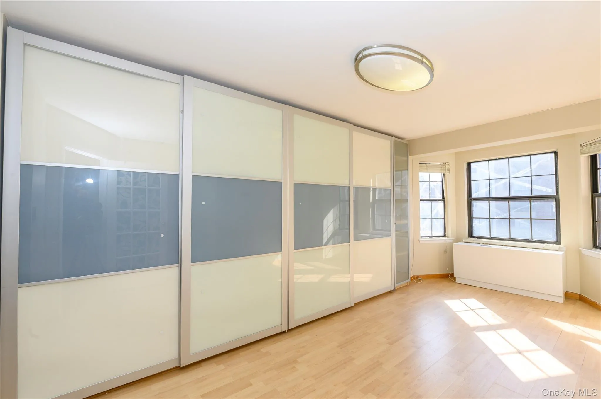 7124 164th Street, New York, NY, 3 Bedrooms Bedrooms, 8 Rooms Rooms,2 BathroomsBathrooms,Residential Sale,For Rent,164th,0,974053 7124 164th Street, New York, NY, 3 Bedrooms Bedrooms, 8 Rooms Rooms,2 BathroomsBathrooms,Residential Sale,For Rent,164th,0,974053