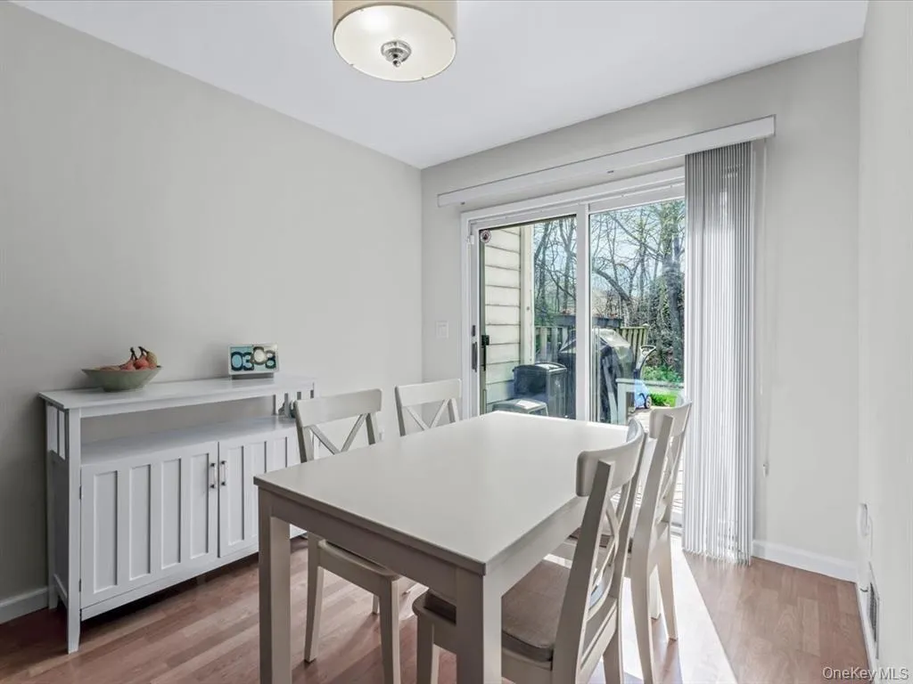 54 Hidden Ridge Drive, Oyster Bay, NY, 3 Bedrooms Bedrooms, 8 Rooms Rooms,2 BathroomsBathrooms,Residential Lease,For Rent,Hidden Ridge,0,974072 54 Hidden Ridge Drive, Oyster Bay, NY, 3 Bedrooms Bedrooms, 8 Rooms Rooms,2 BathroomsBathrooms,Residential Lease,For Rent,Hidden Ridge,0,974072