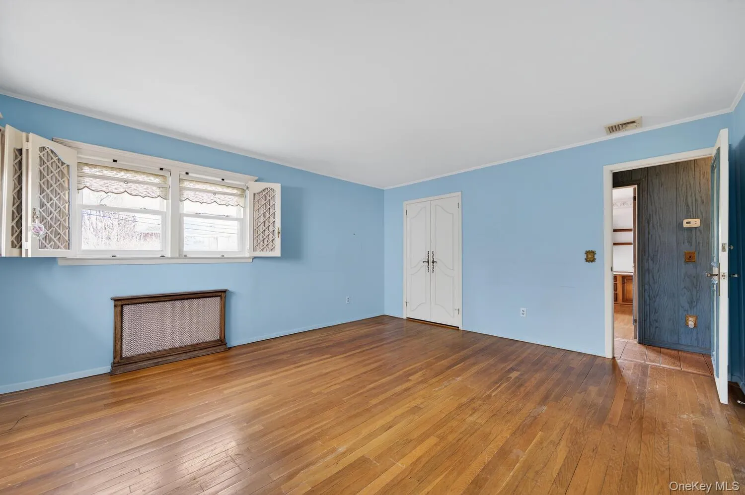 7 1st Avenue, Oyster Bay, NY, 3 Bedrooms Bedrooms, 7 Rooms Rooms,1 BathroomBathrooms,Residential,For Rent,1st,0,974080 7 1st Avenue, Oyster Bay, NY, 3 Bedrooms Bedrooms, 7 Rooms Rooms,1 BathroomBathrooms,Residential,For Rent,1st,0,974080