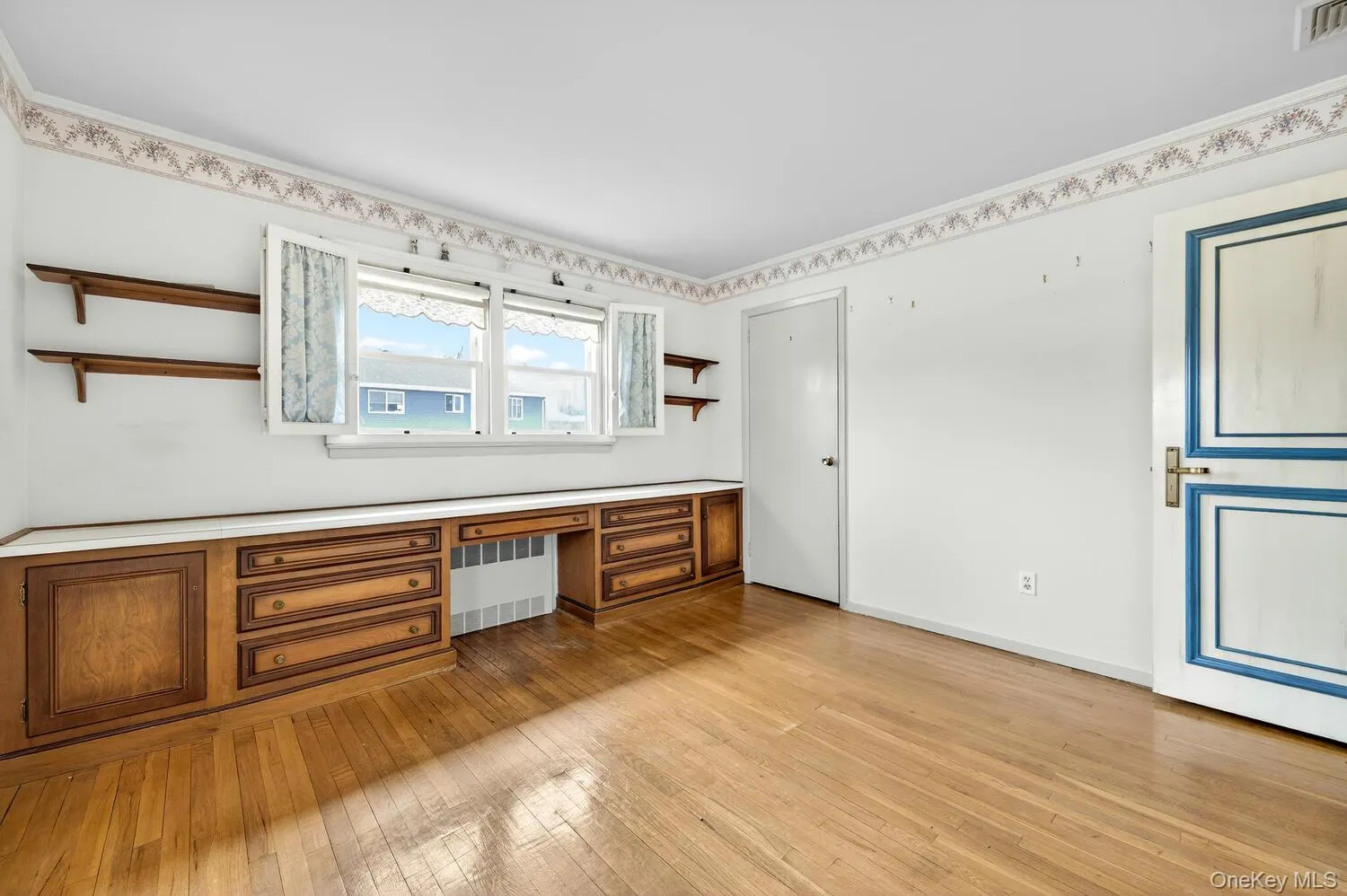 7 1st Avenue, Oyster Bay, NY, 3 Bedrooms Bedrooms, 7 Rooms Rooms,1 BathroomBathrooms,Residential,For Rent,1st,0,974080 7 1st Avenue, Oyster Bay, NY, 3 Bedrooms Bedrooms, 7 Rooms Rooms,1 BathroomBathrooms,Residential,For Rent,1st,0,974080