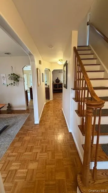 3 Flower Lane, Clarkstown, NY, 4 Bedrooms Bedrooms, 8 Rooms Rooms,2 BathroomsBathrooms,Residential Lease,For Rent,Flower,0,974085 3 Flower Lane, Clarkstown, NY, 4 Bedrooms Bedrooms, 8 Rooms Rooms,2 BathroomsBathrooms,Residential Lease,For Rent,Flower,0,974085